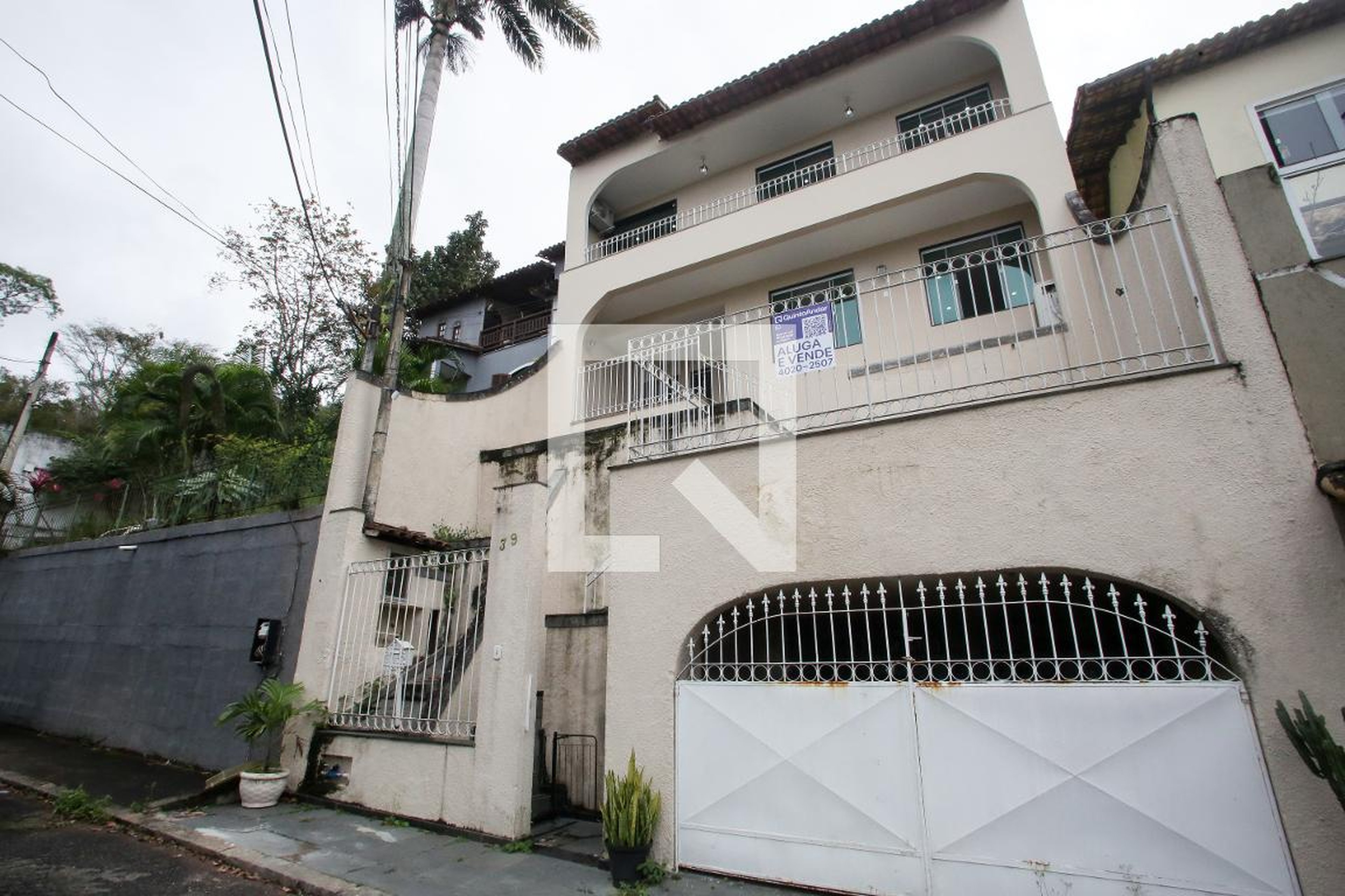 Fachada Condomínio em Estrada do Cafundá, 3232