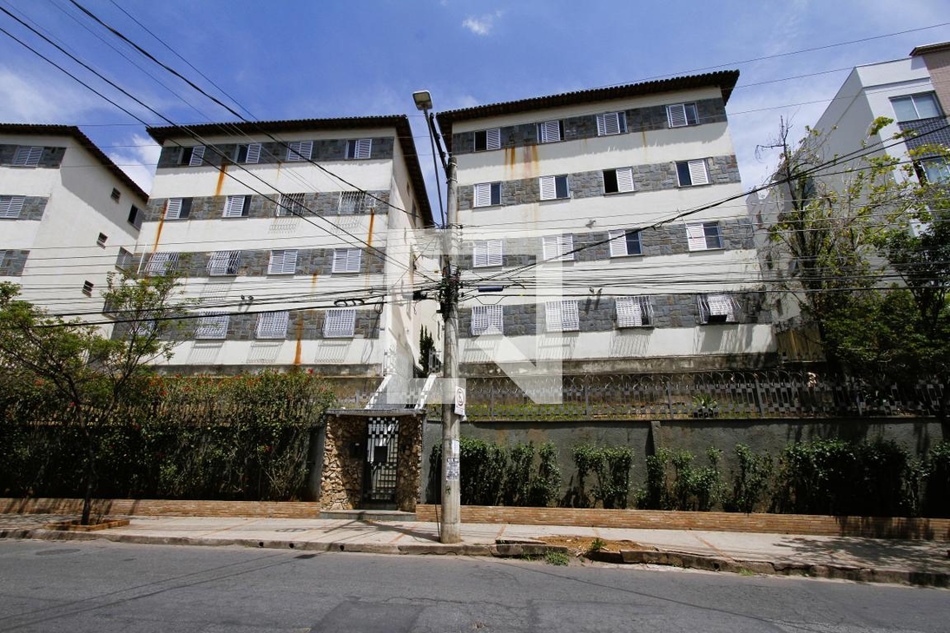 Fachada do Prédio Condomínio Rua Paulo Piedade Campos, 767