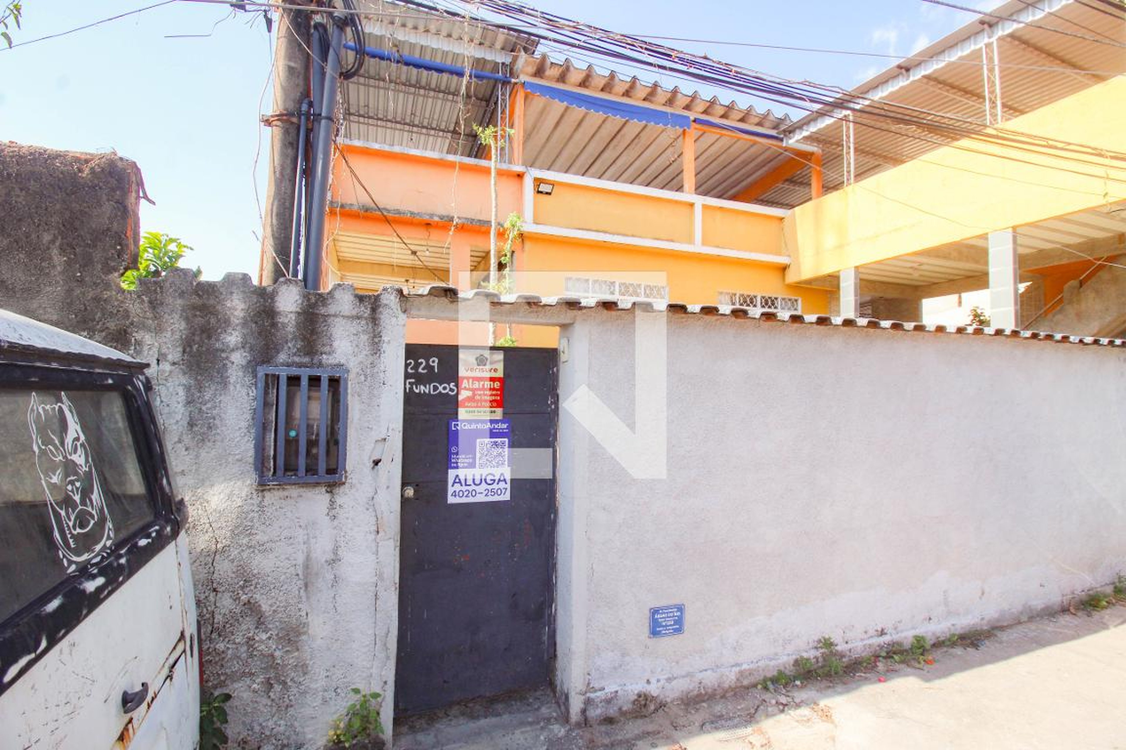 Fachada Condomínio em Rua Mariano de Souza, 229