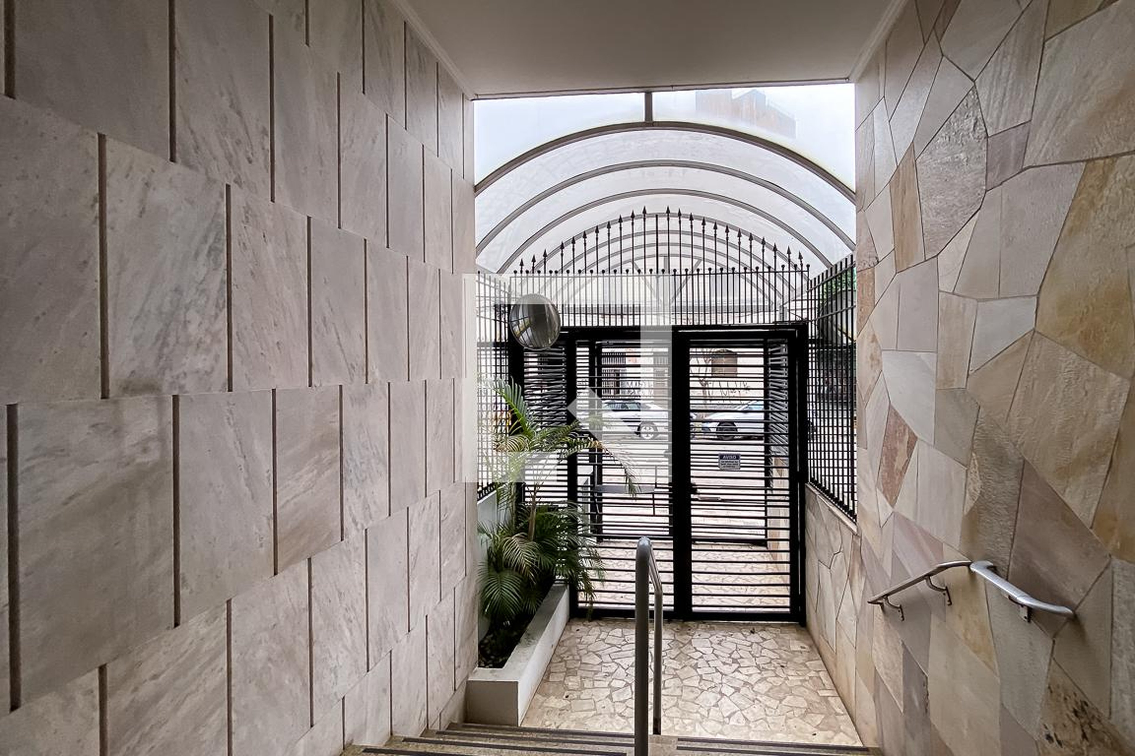 Hall Entrada - Claudia Fernanda