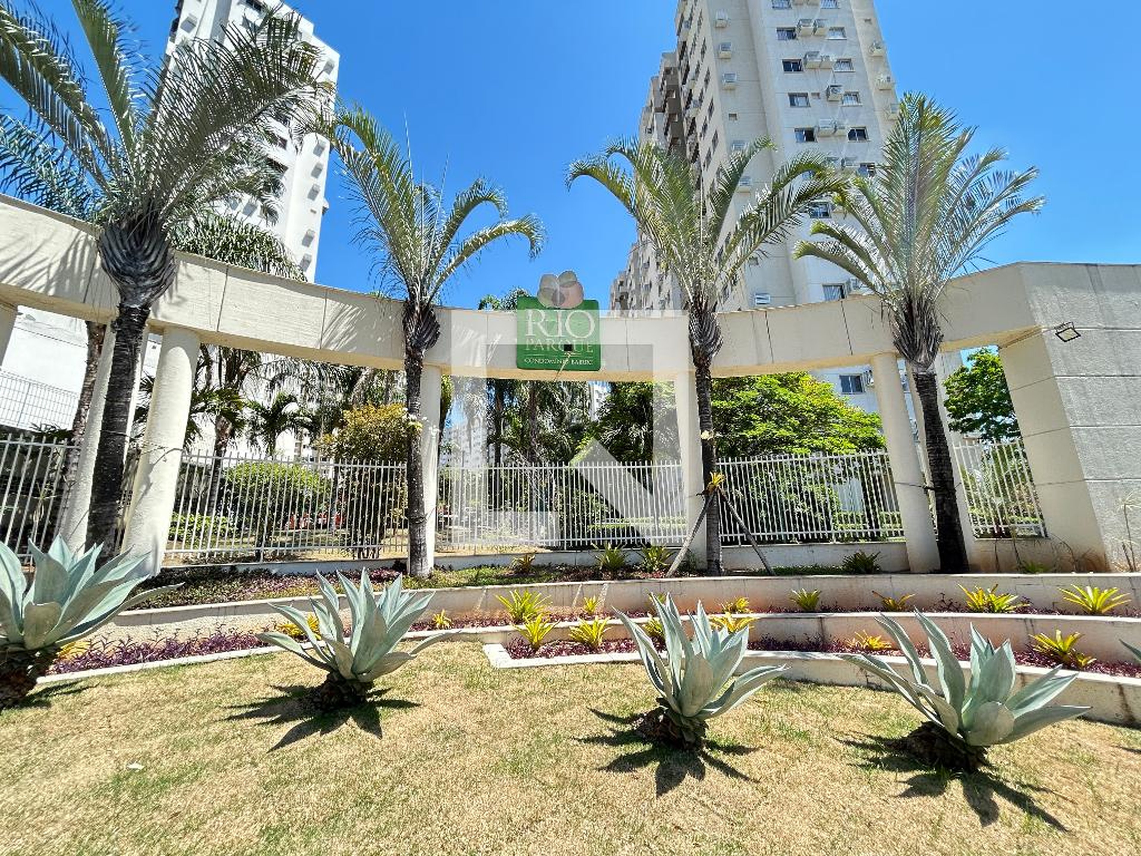 Fachada Condomínio Carioca Residencial