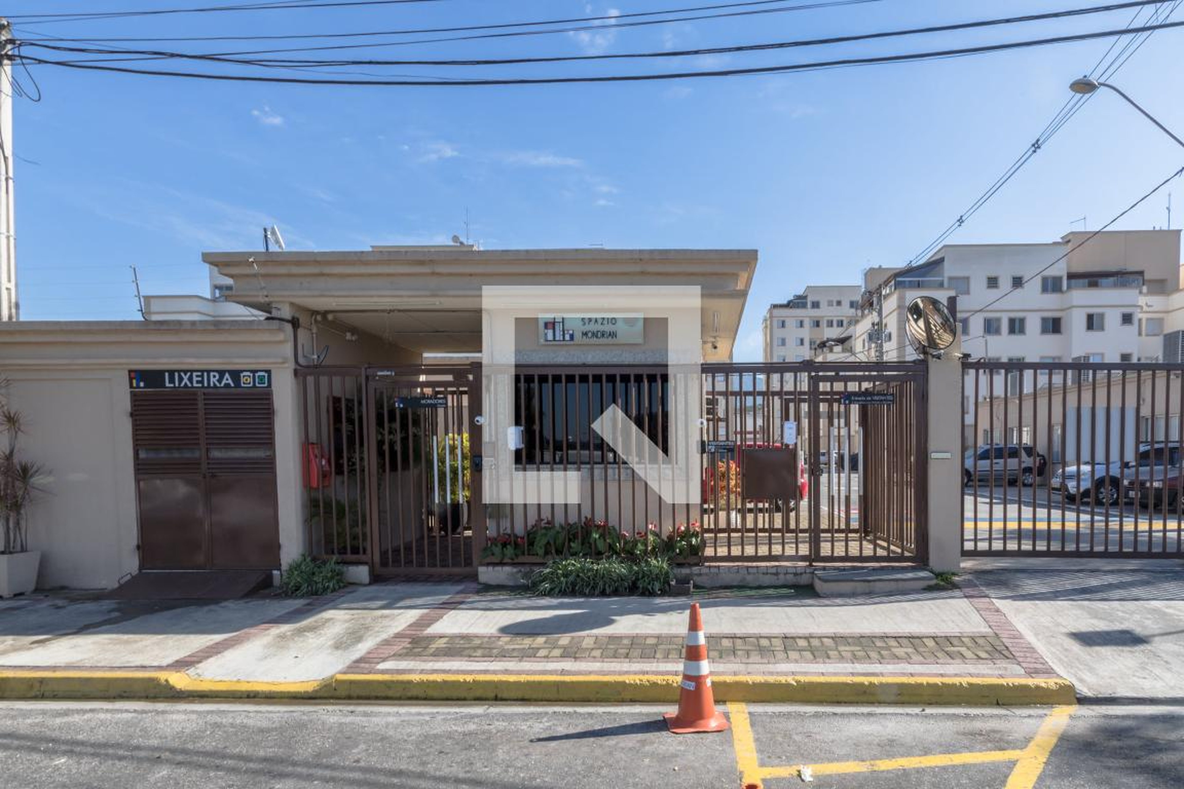 Fachada Condomínio Spazio Mondrian