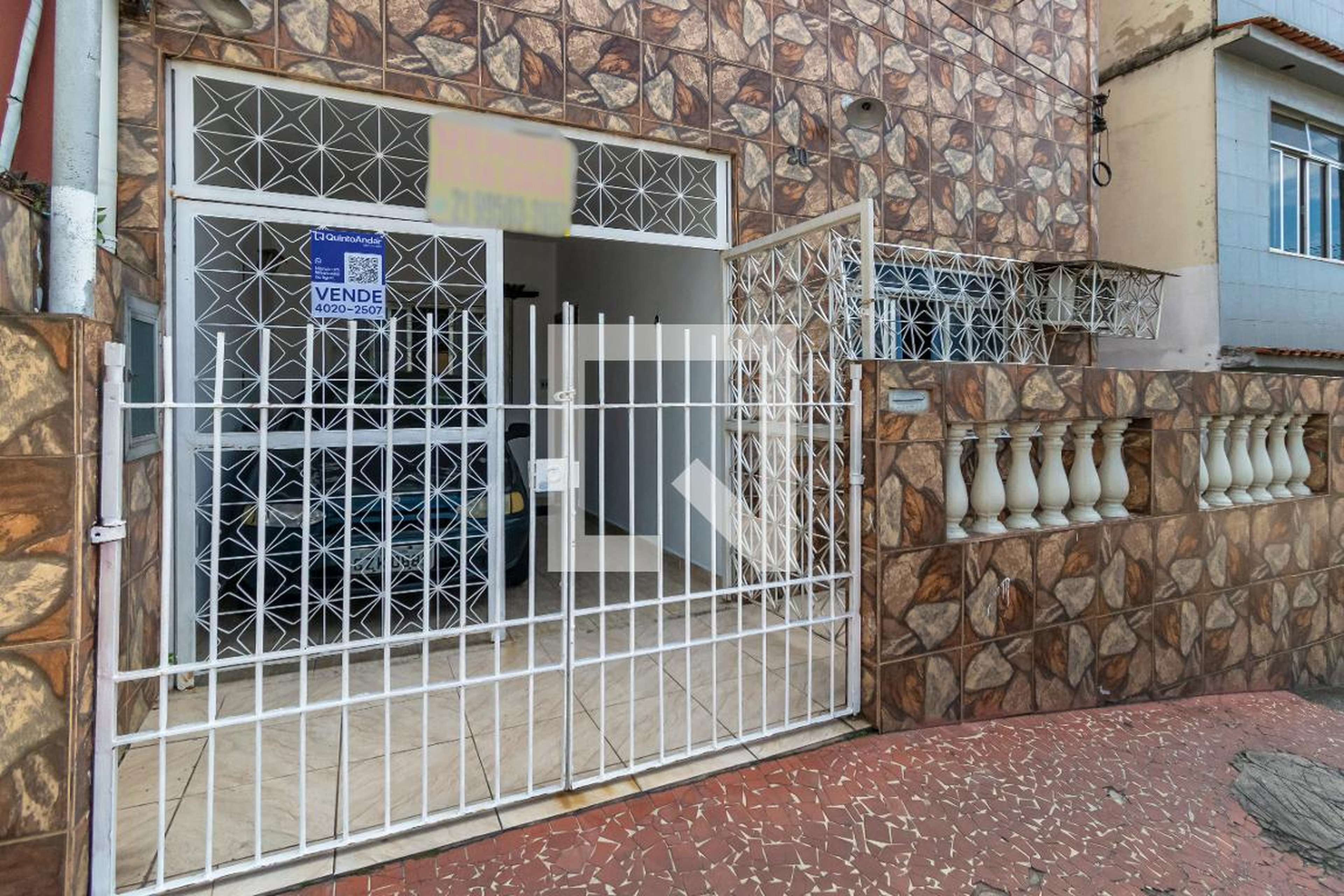 Fachada Condomínio em Avenida Itaóca, 2358