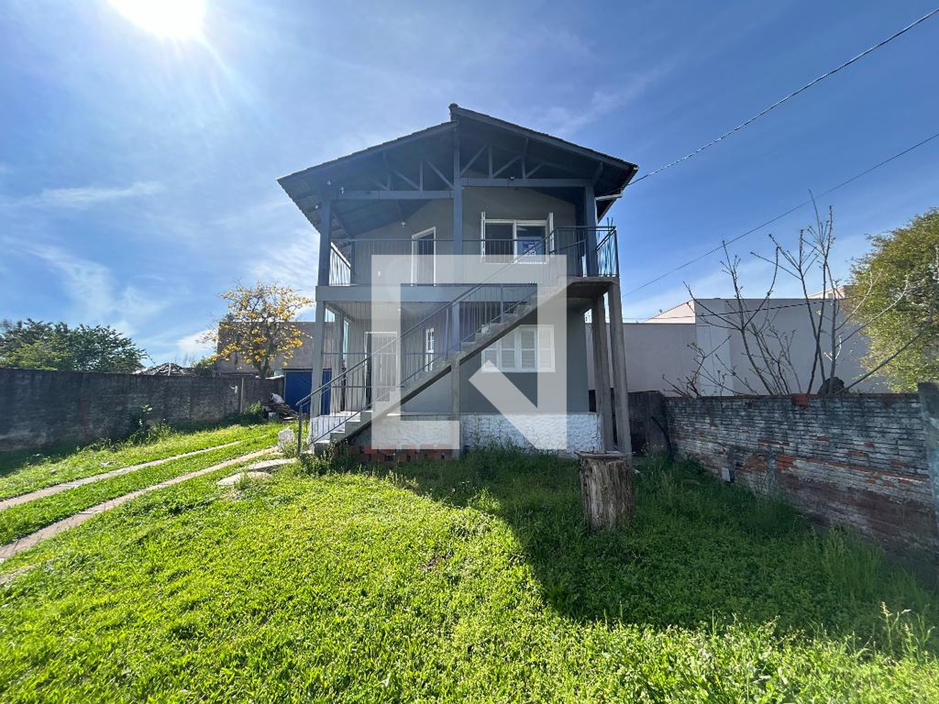 Fachada Condomínio em Rua Alberto Bins, 471