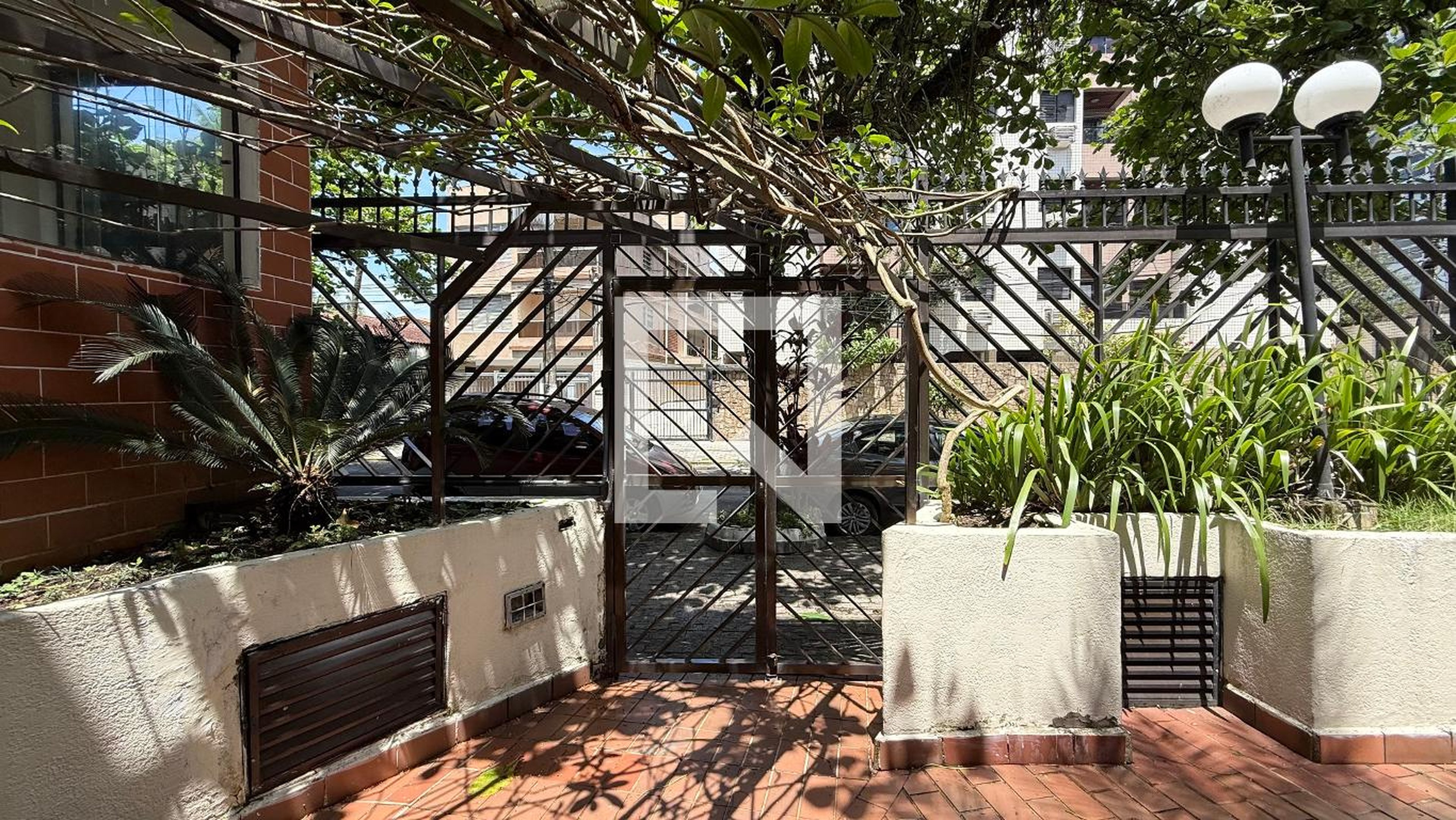 Fachada Condomínio Arpoador e Leme