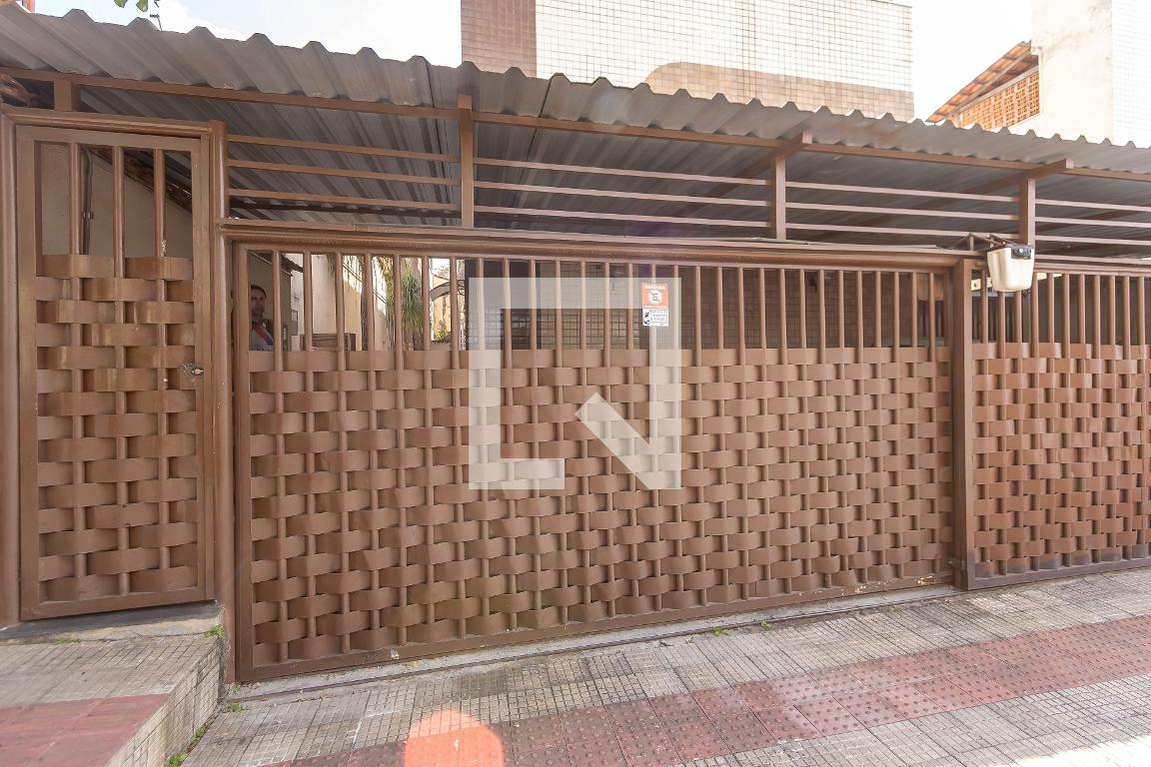 Fachada Condomínio em Rua Itambé do Mato Dentro, 581