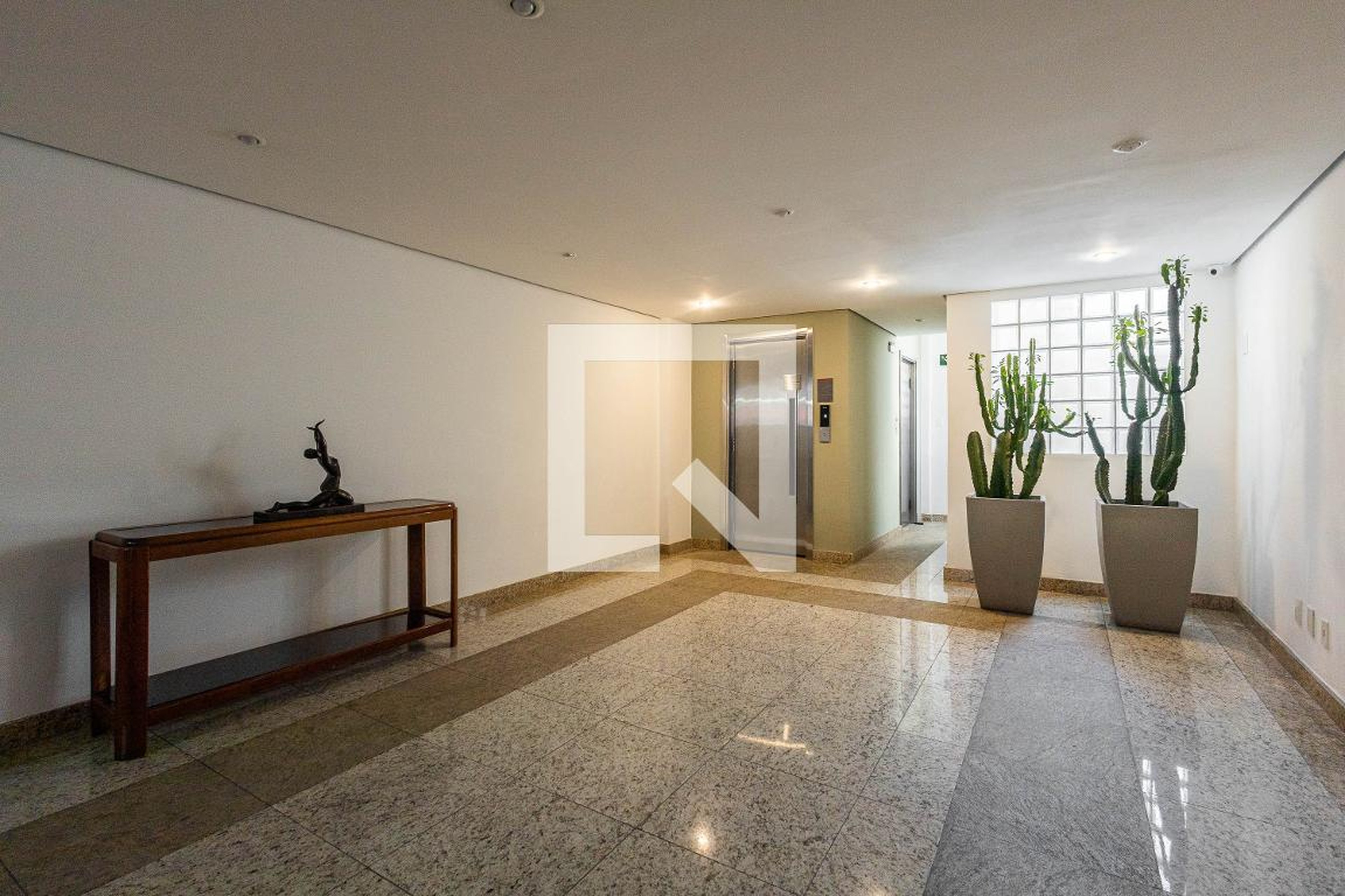 Hall social - Pamplona I