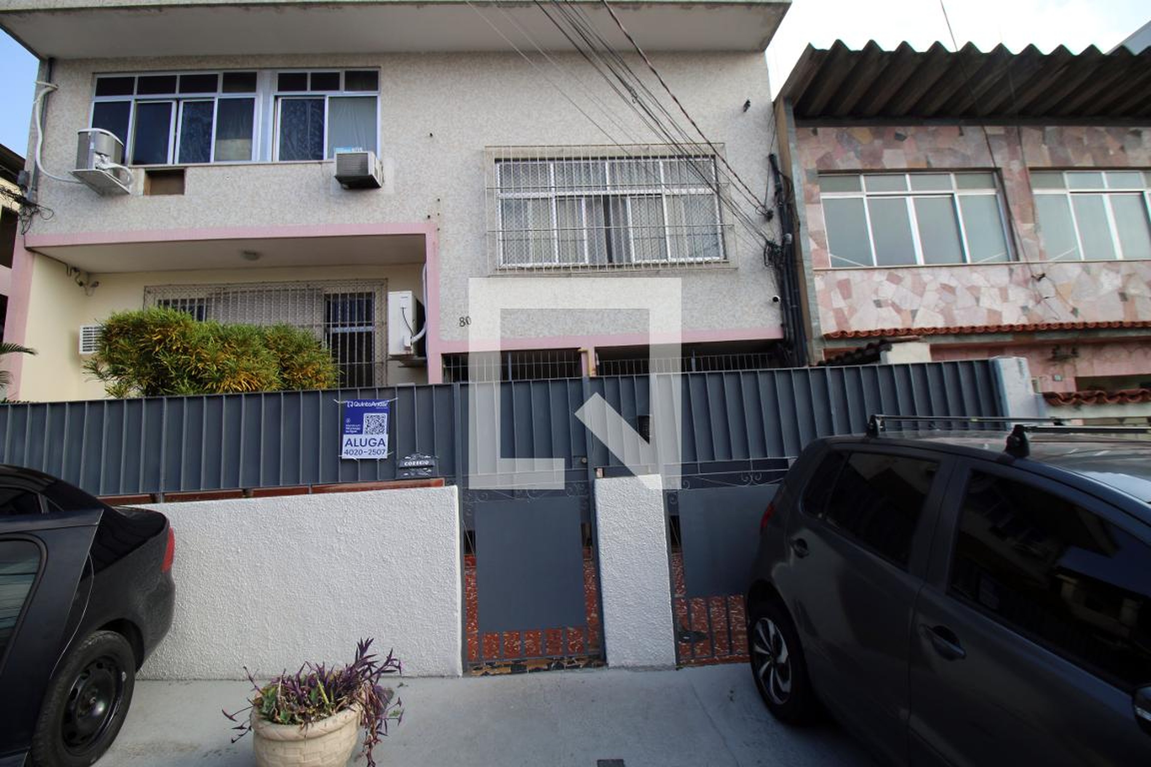 Fachada do Prédio Condomínio em Rua Dom Antônio do Desterro, 80