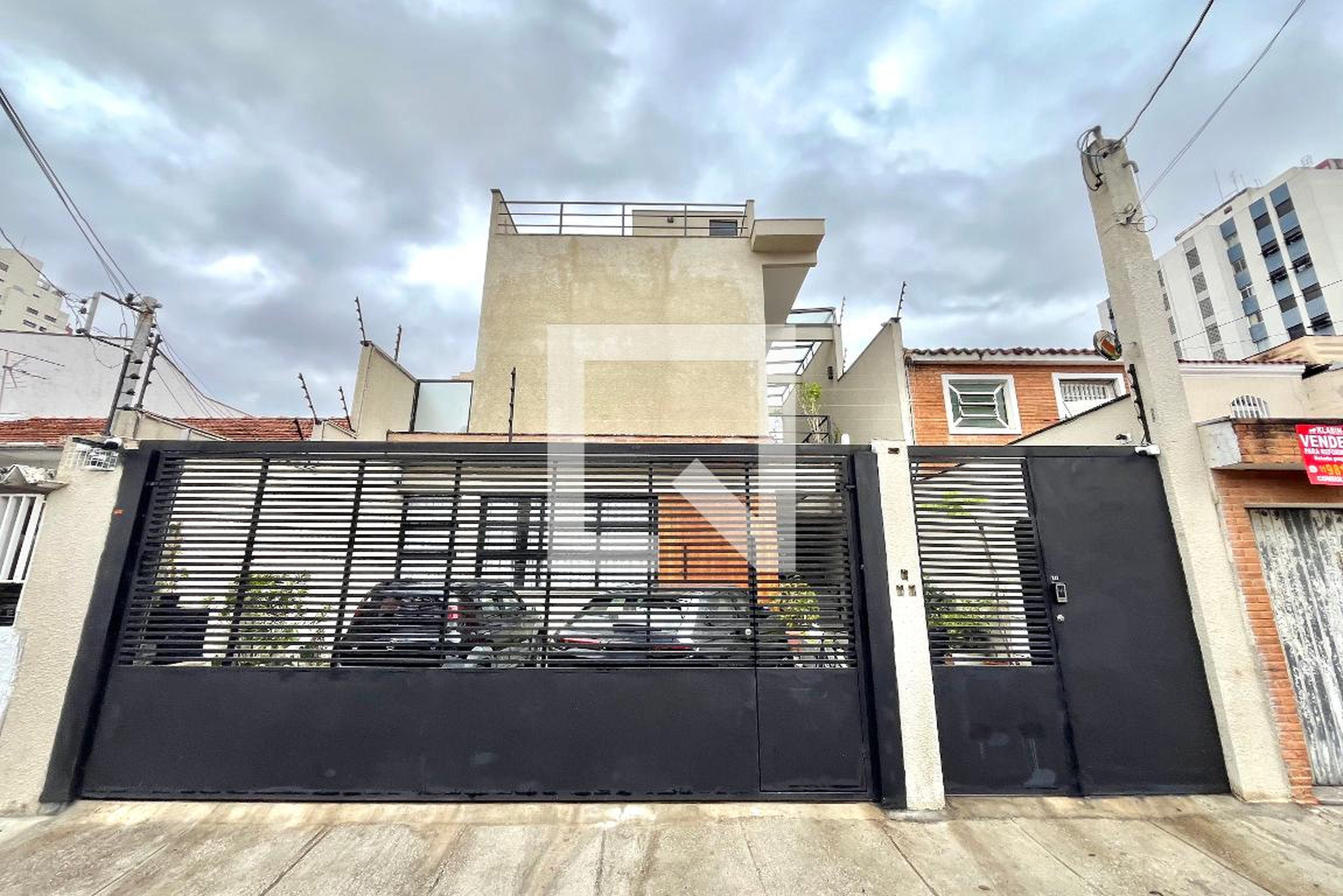 Fachada Condomínio Rua das Camélias