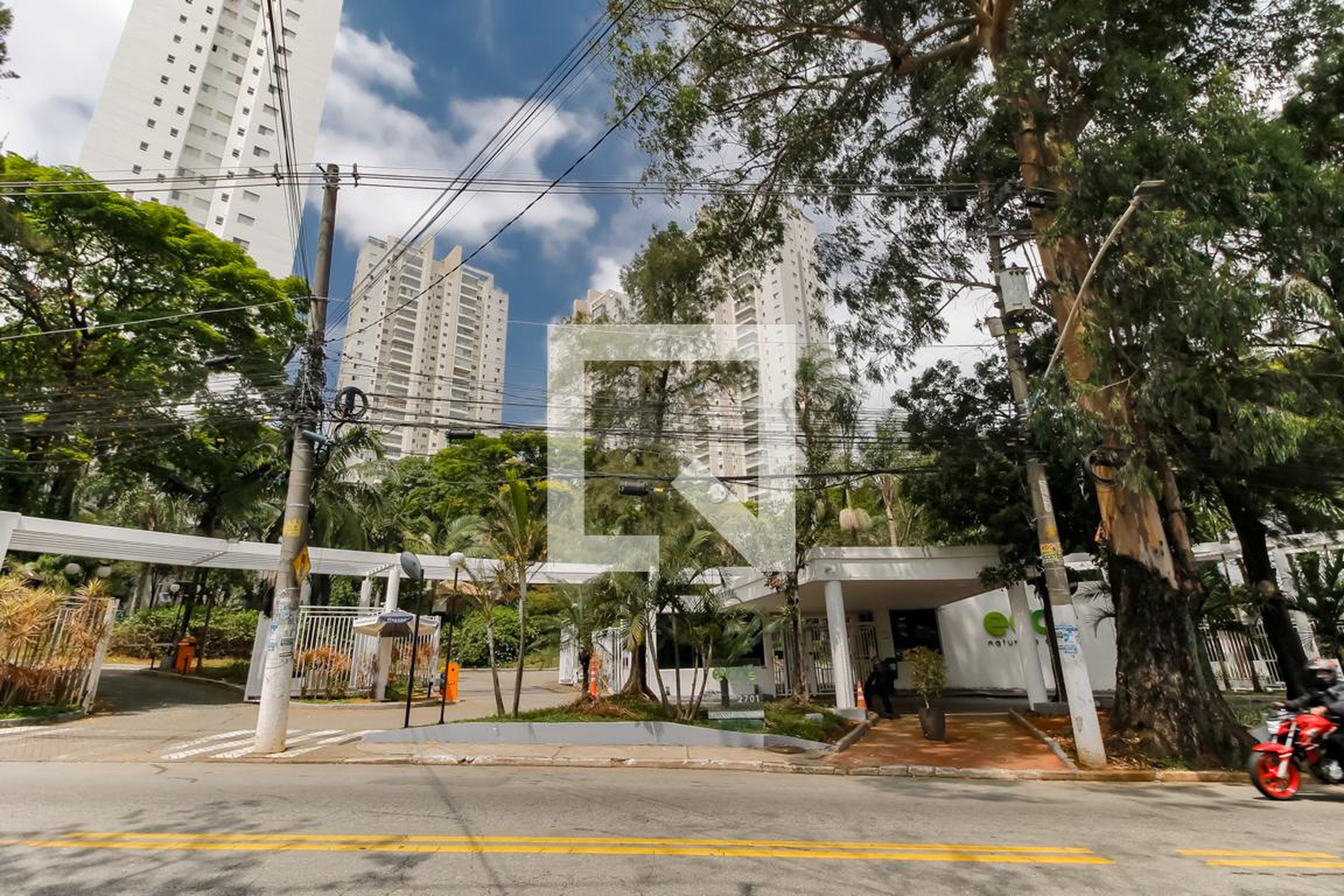 Fachada do Prédio Condomínio Ecos Natureza Club