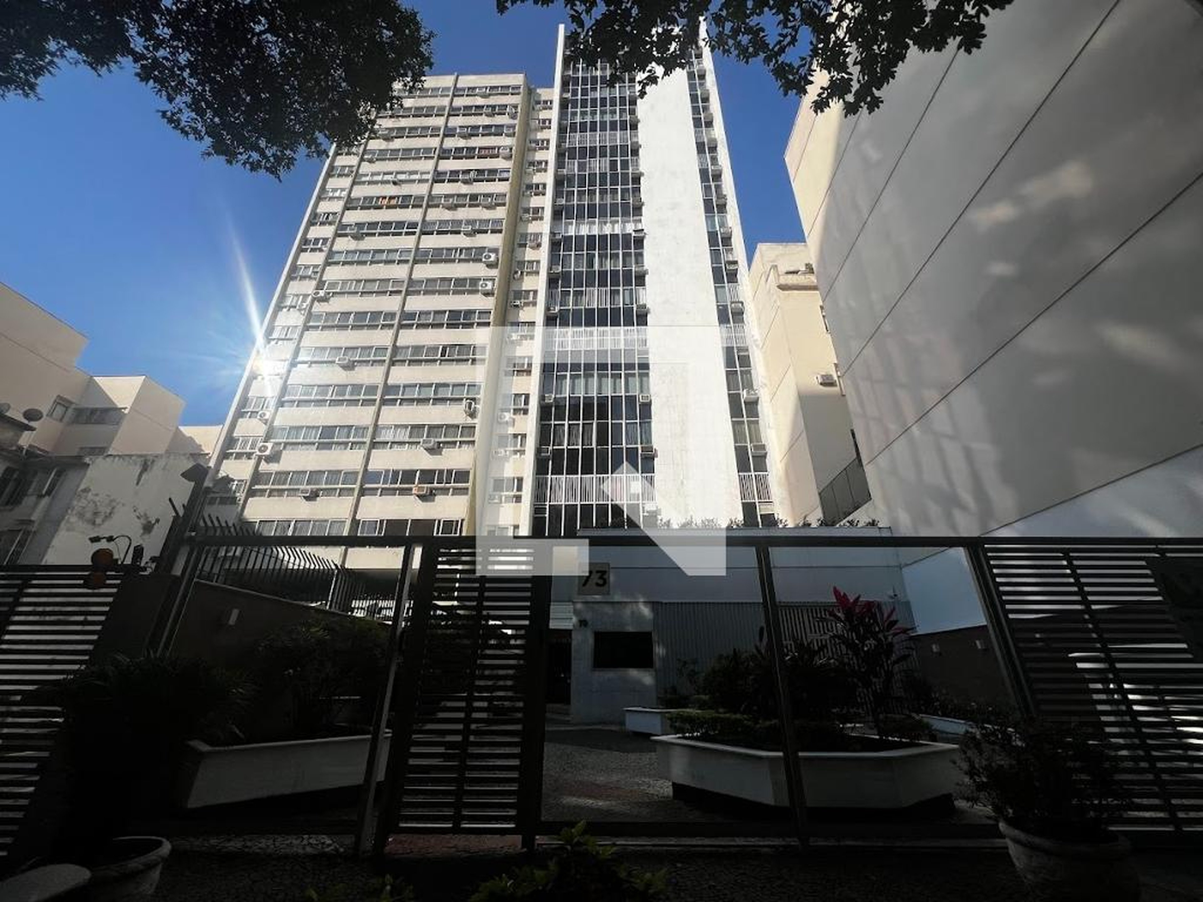 Fachada Condomínio em Rua Itacuruçá, 73