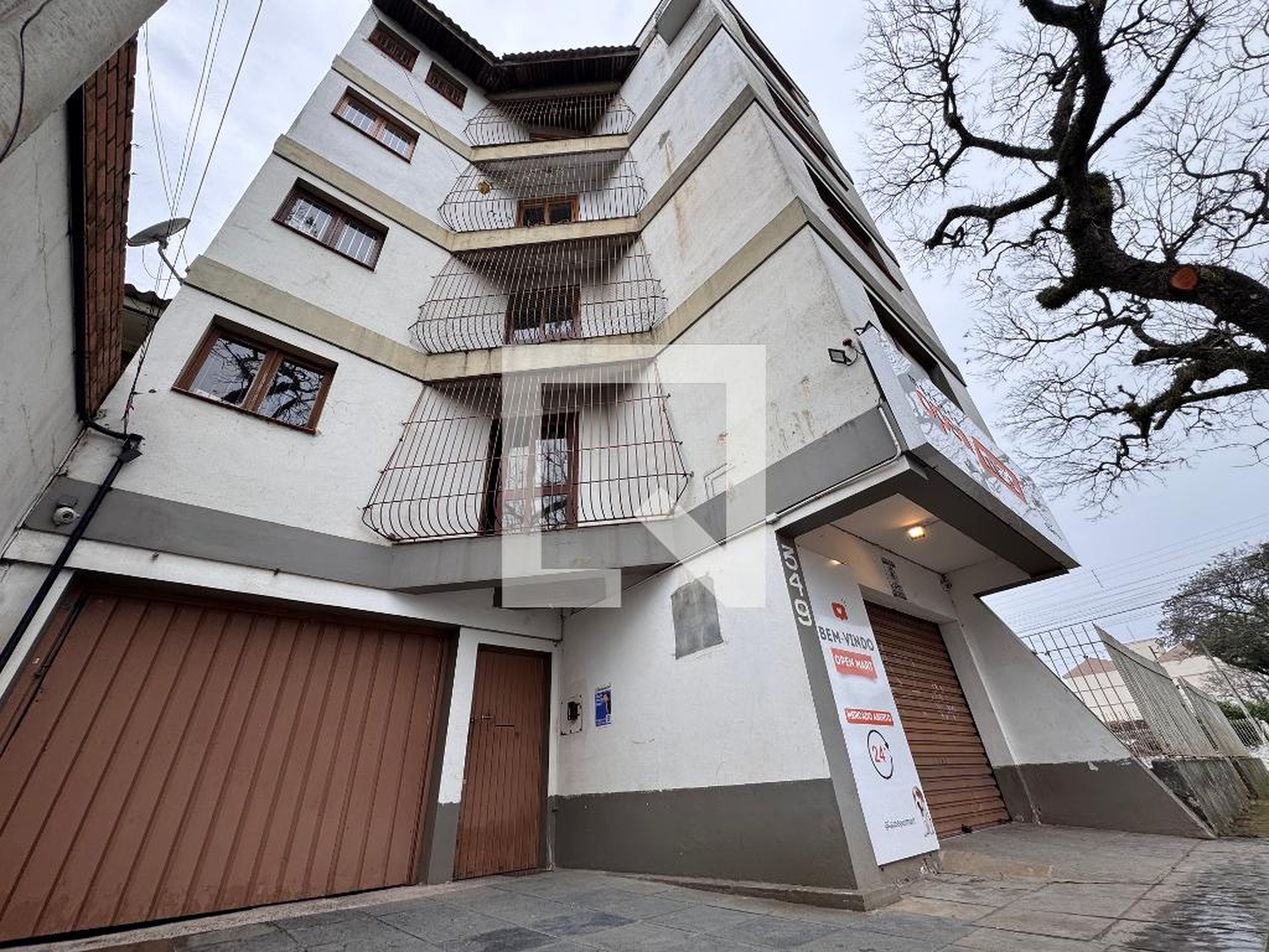 Fachada Condomínio em Avenida Caxias do Sul, 549