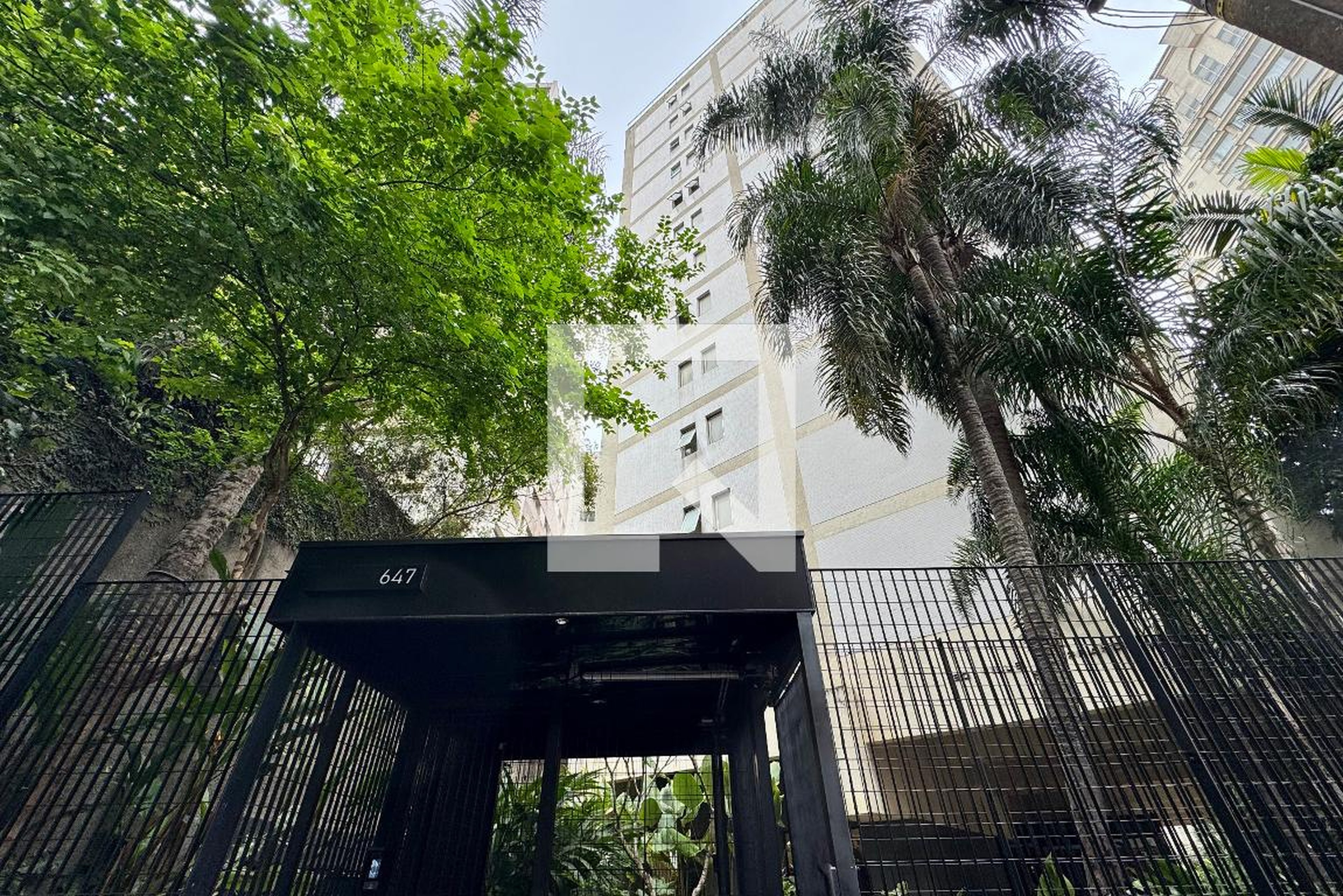 Fachada Condomínio em Alameda Franca, 788