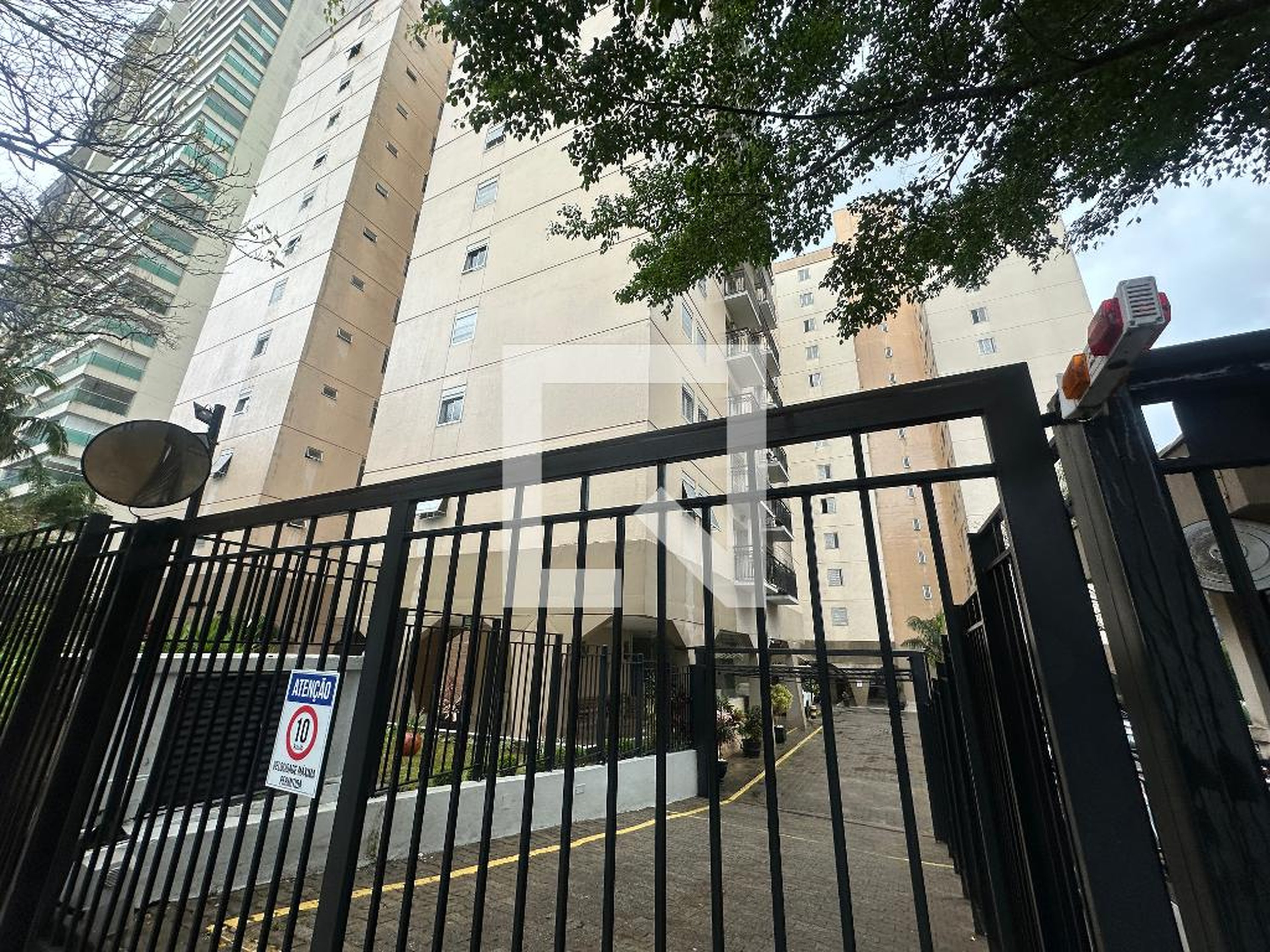 Fachada Condomínio Columbia