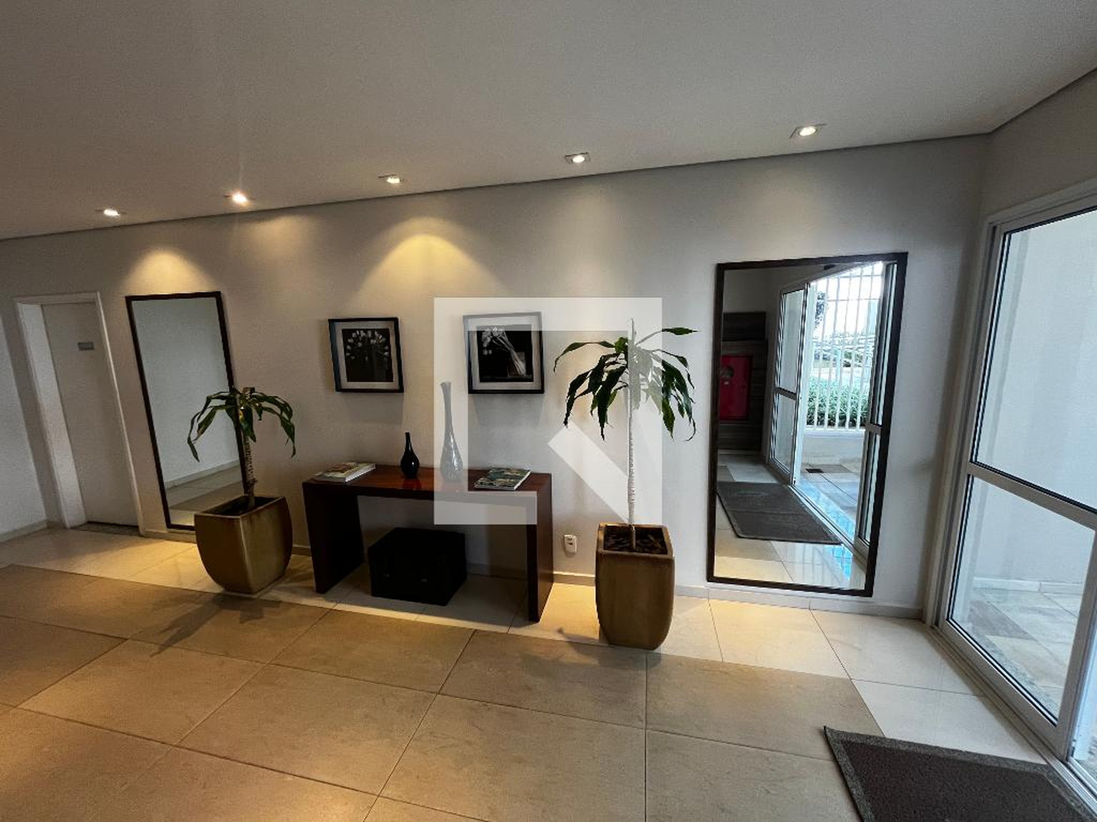 Hall de entrada - Actual Casa Verde