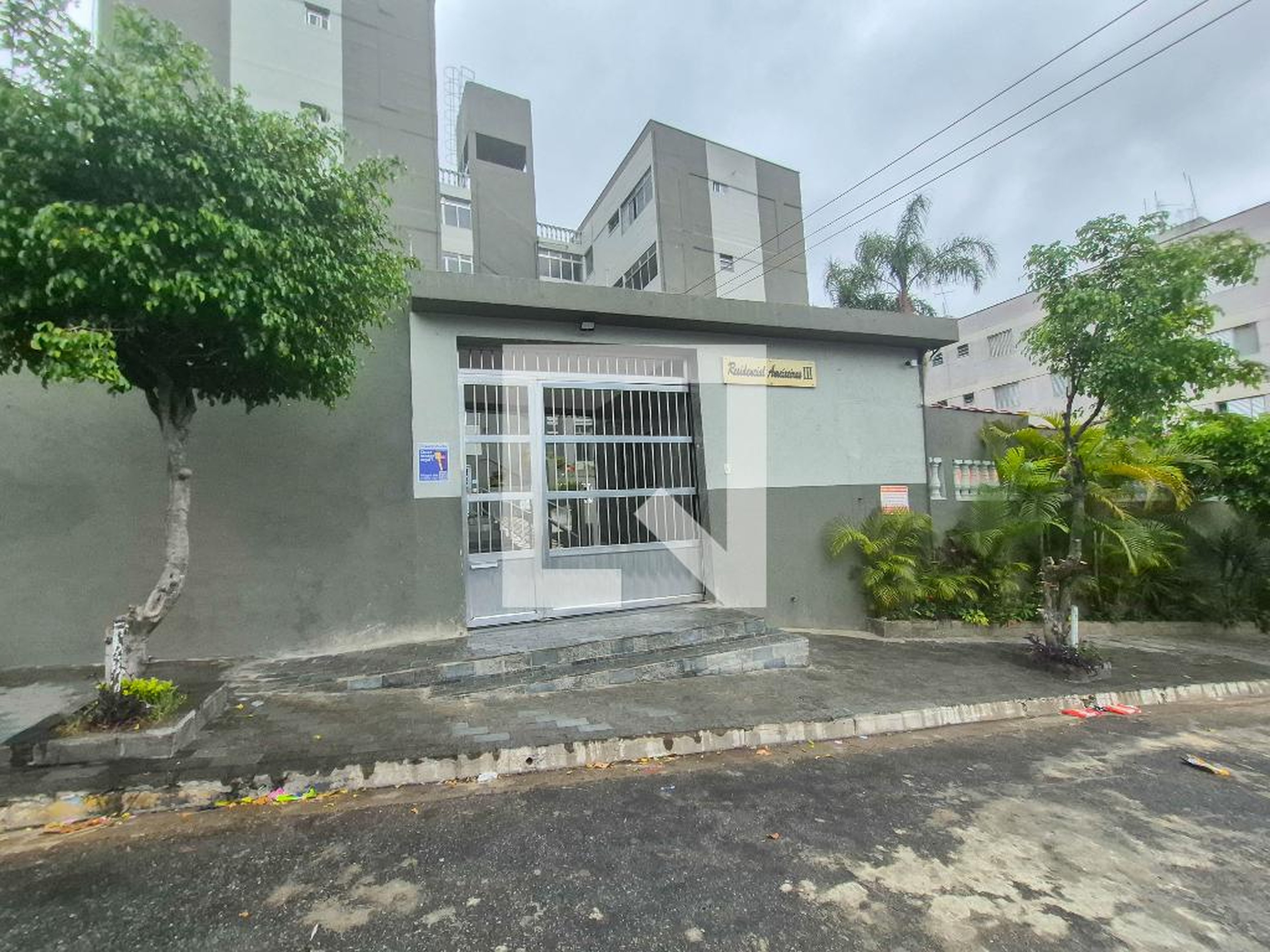 Fachada Condomínio em Rua Jardim Tamoio, 54