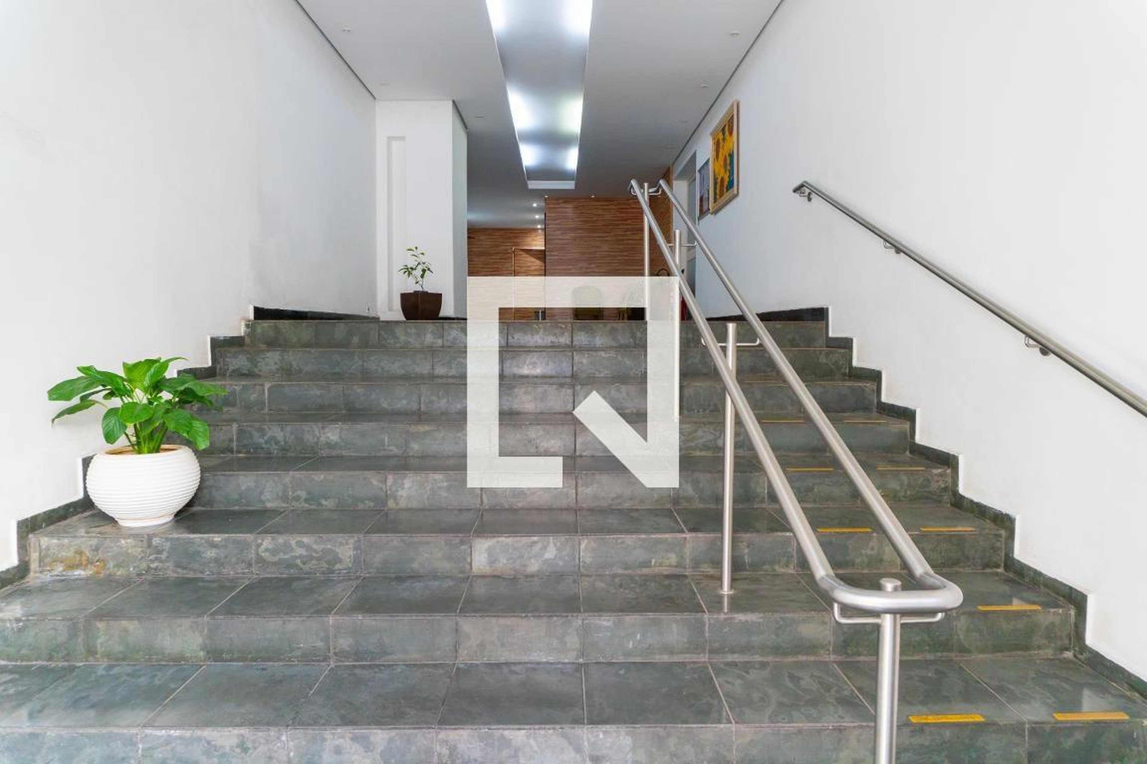 Entrada - Edifício Patrícia Ford F