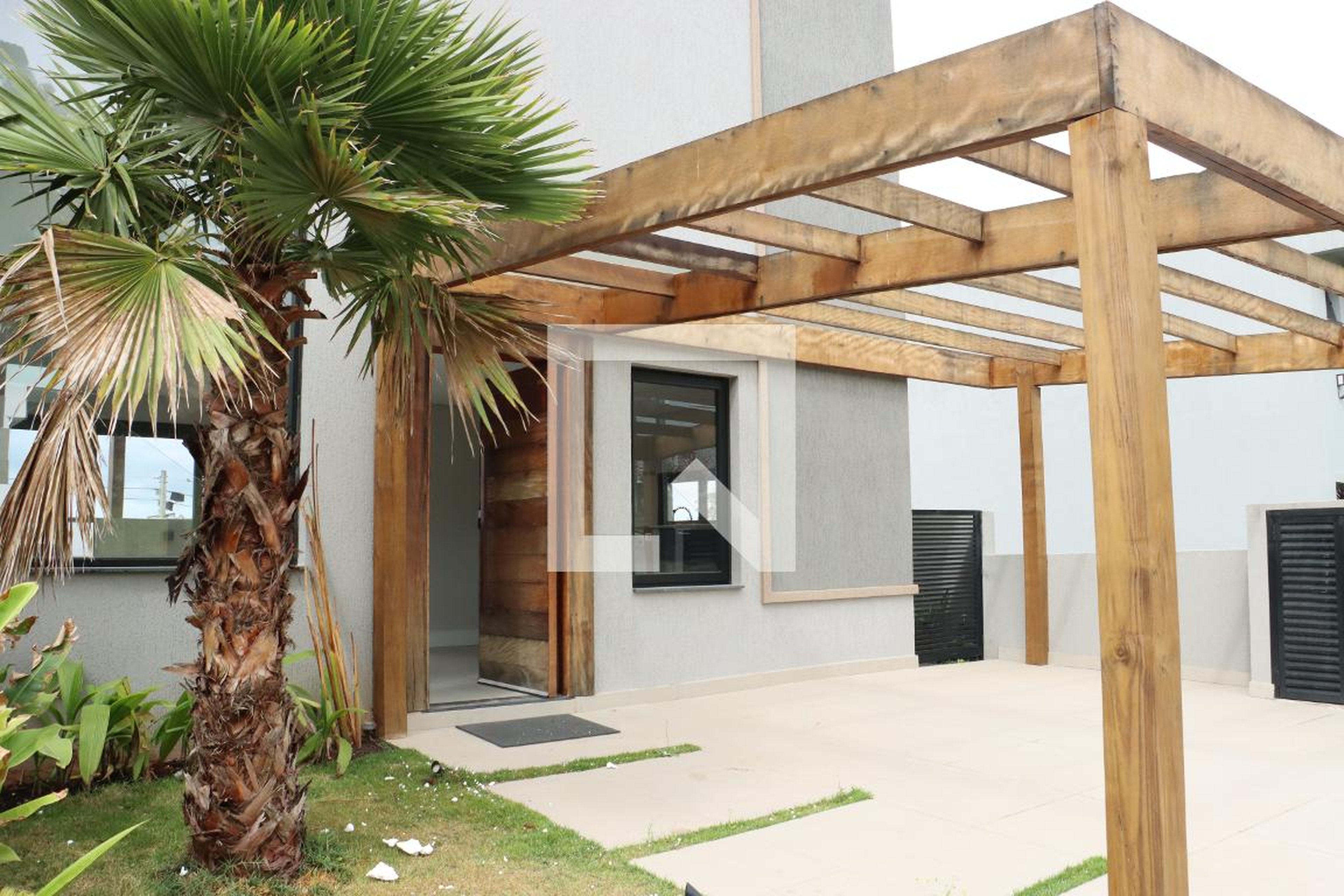 Fachada Condomínio em Rodovia Raposo Tavares, 37600