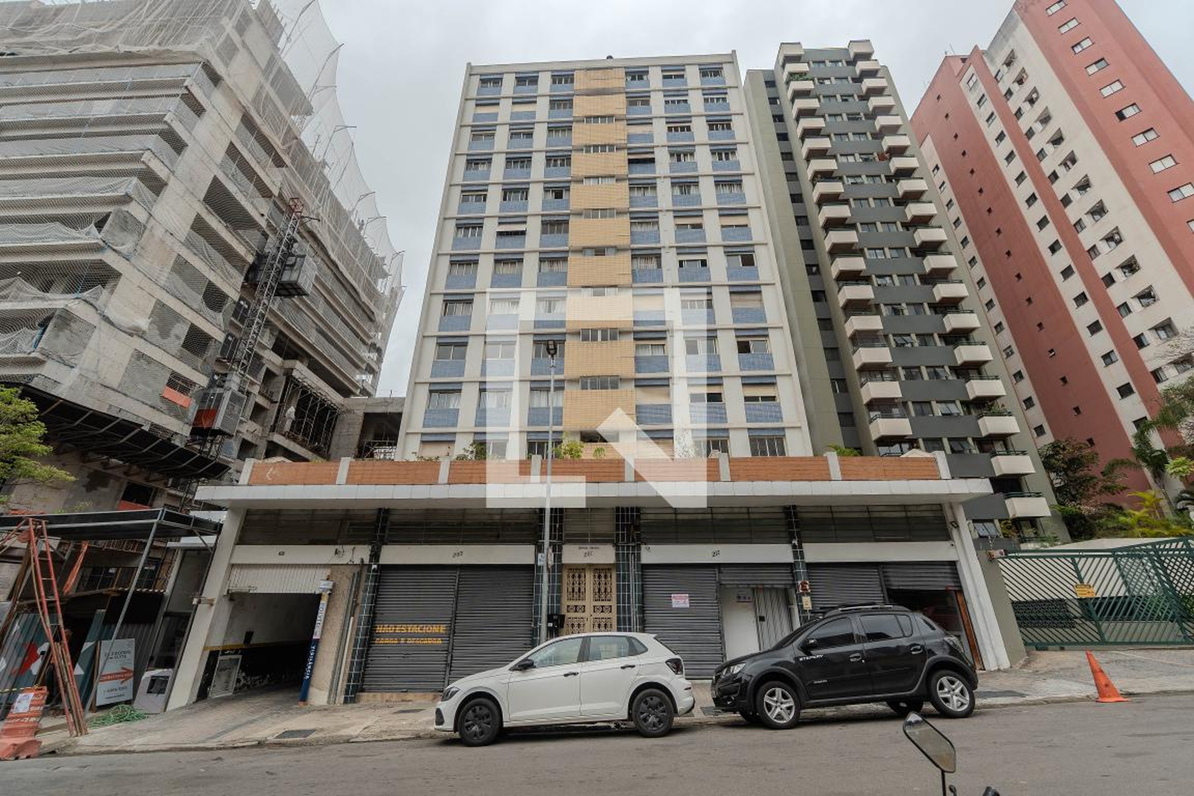 Fachada Condomínio Funchal