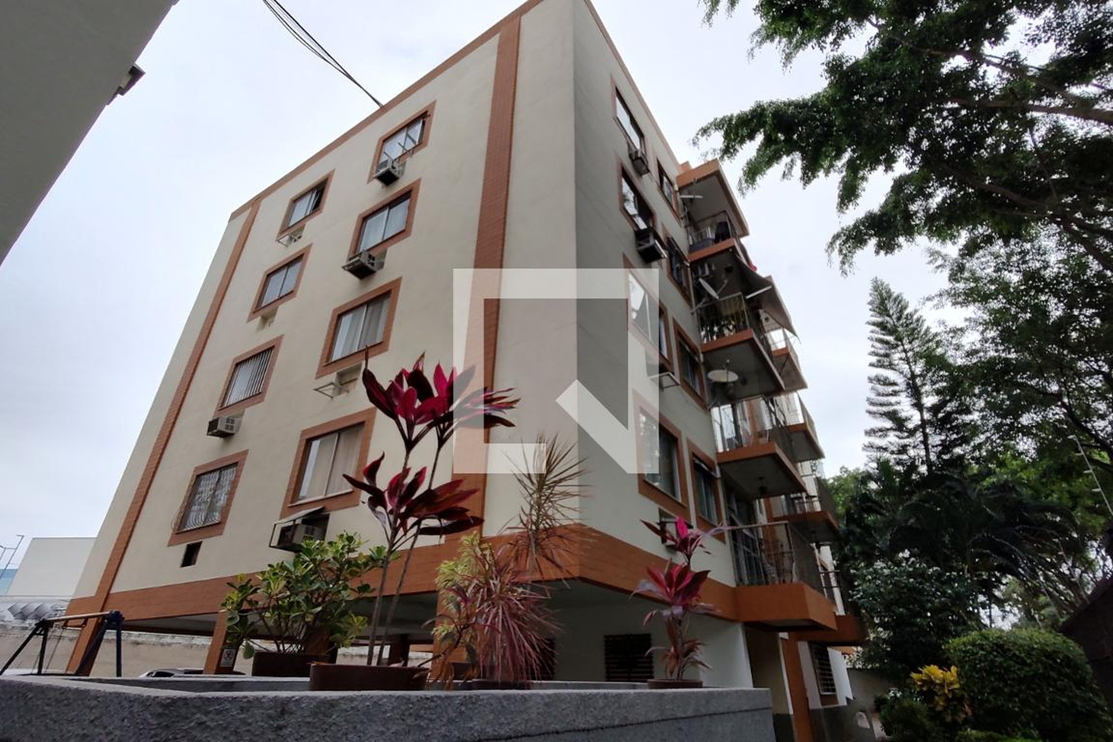 Fachada Condomínio Parque das Acácias