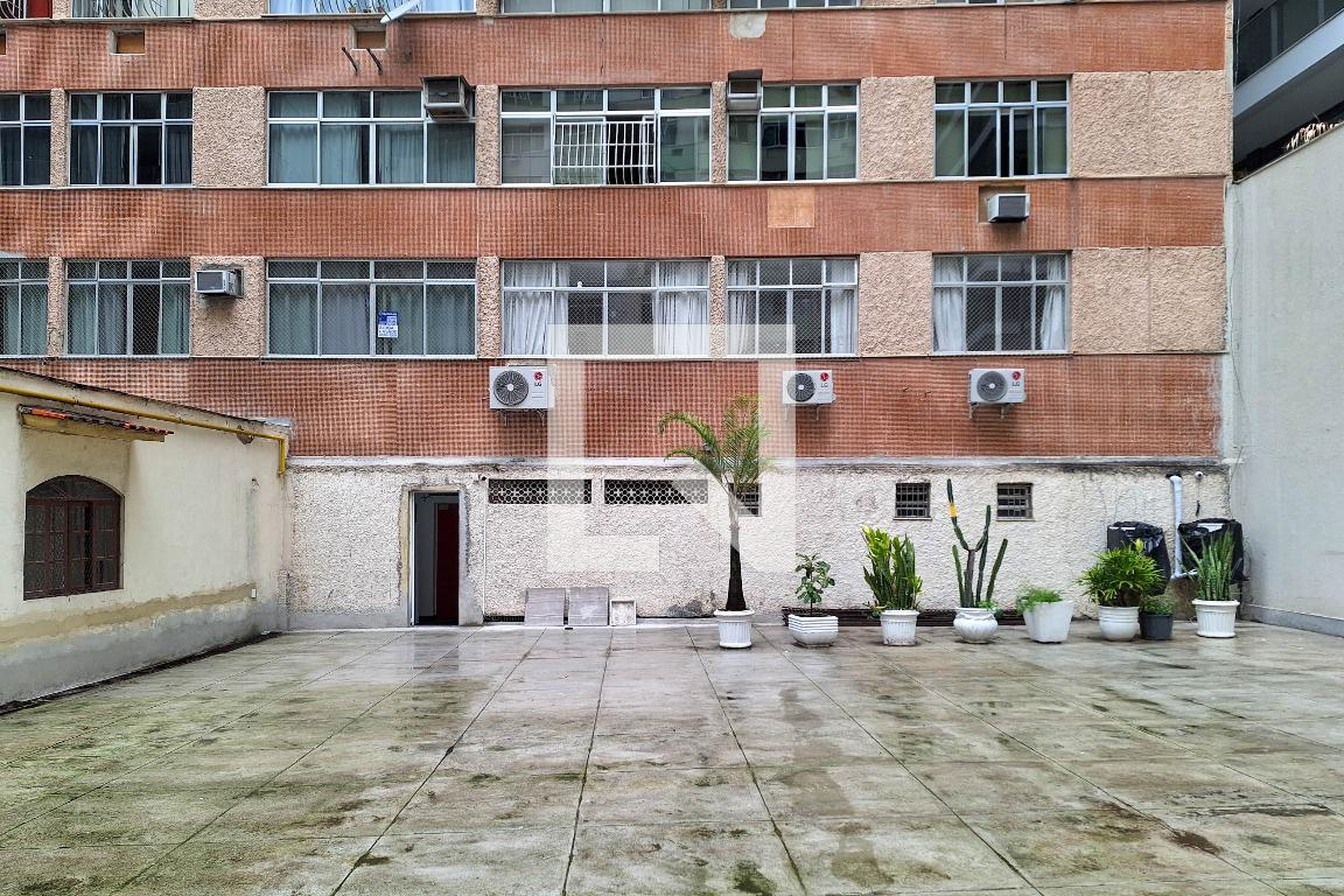 Área comum - José Bonifácio