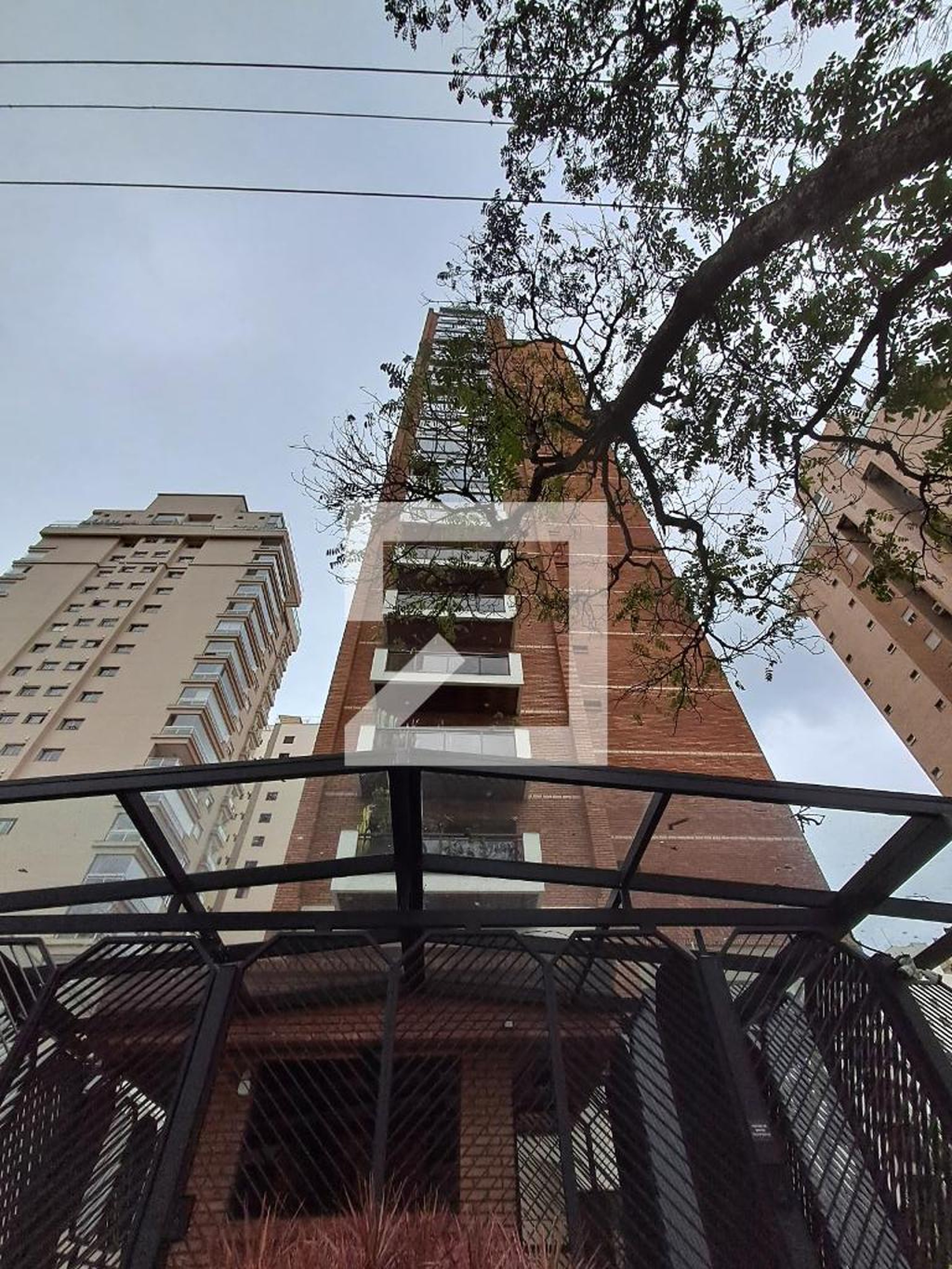 Fachada Condomínio Jequitiba