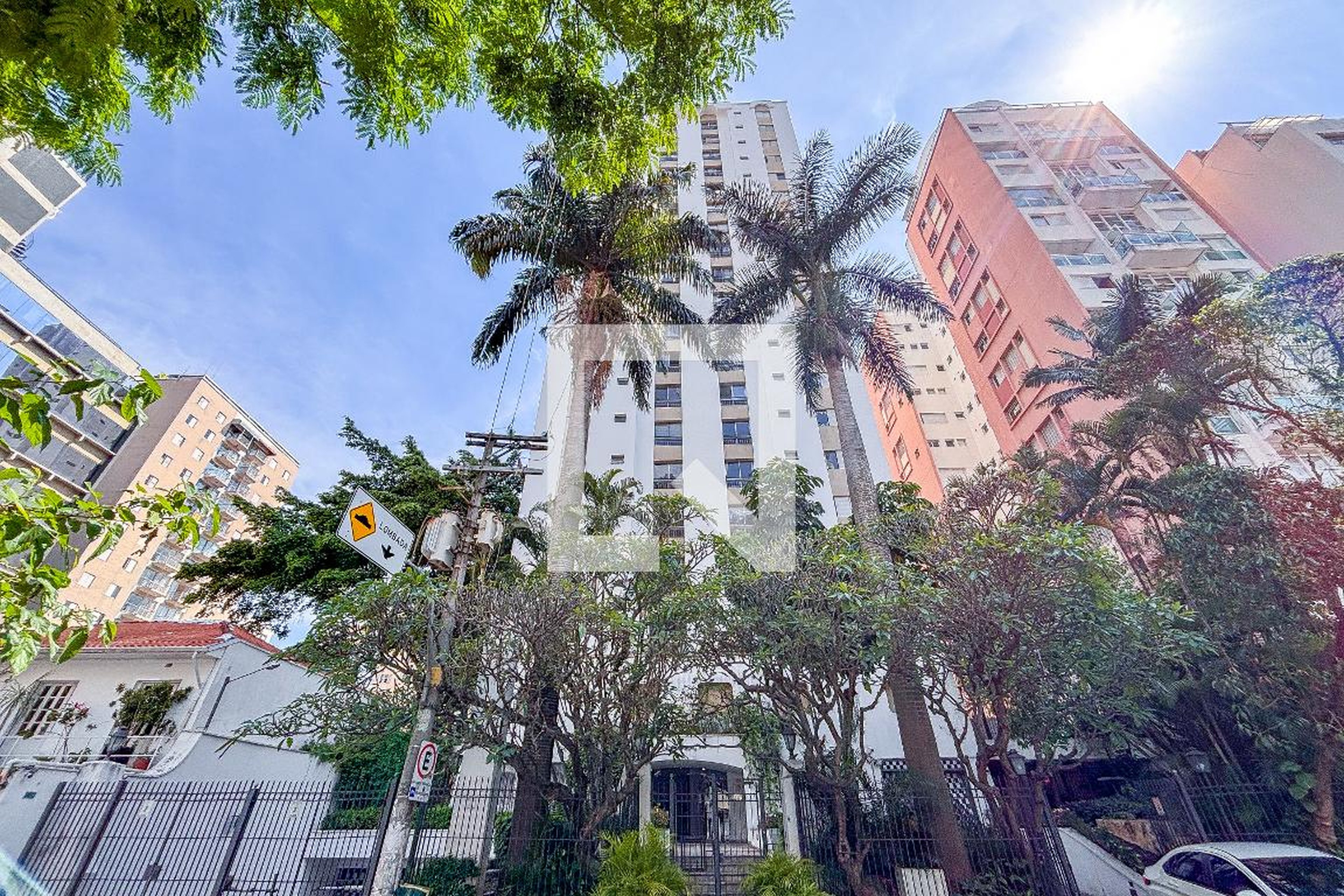 Fachada Condomínio Palmeira Imperial