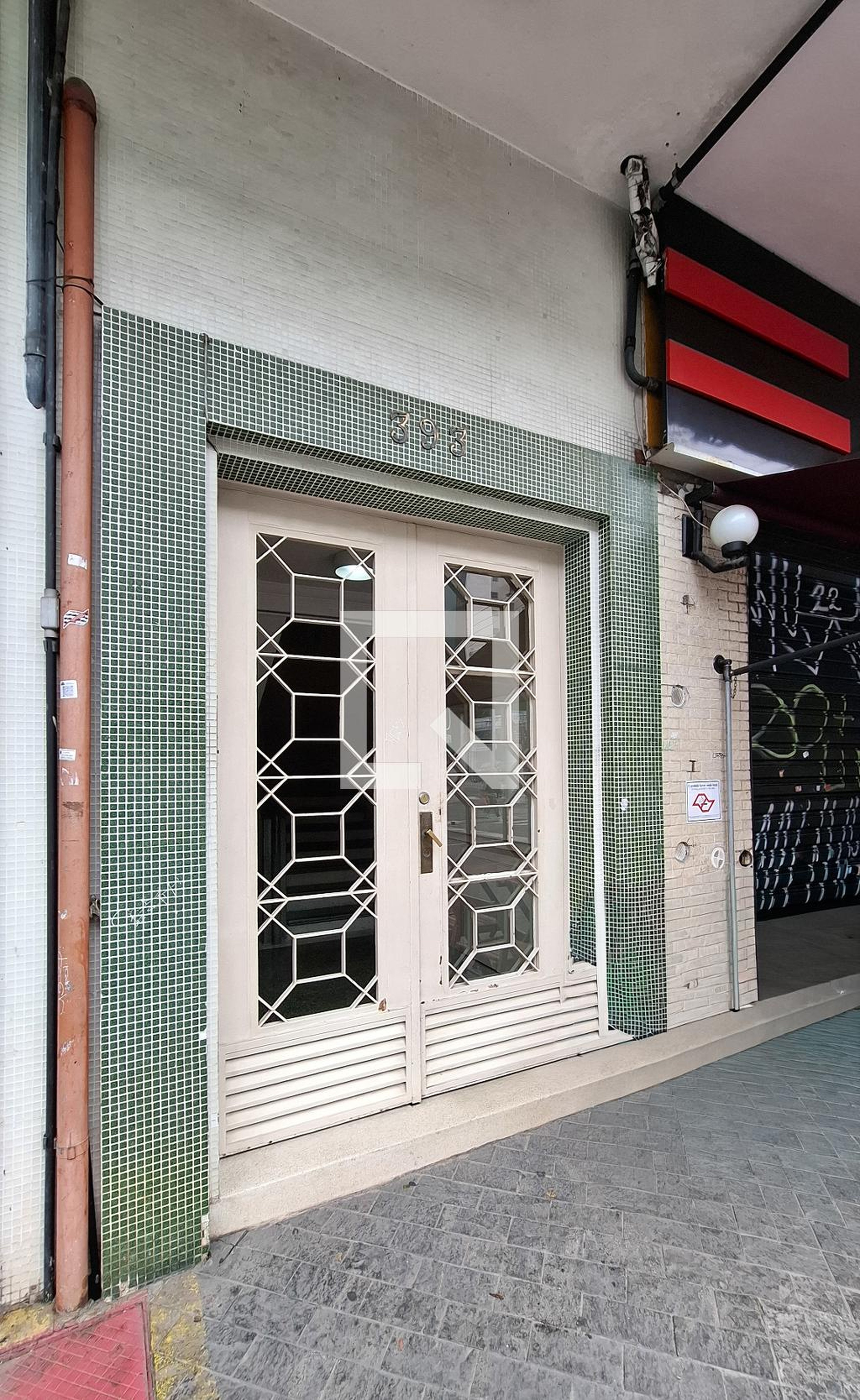 Fachada do Prédio Condomínio Mary-Quemel