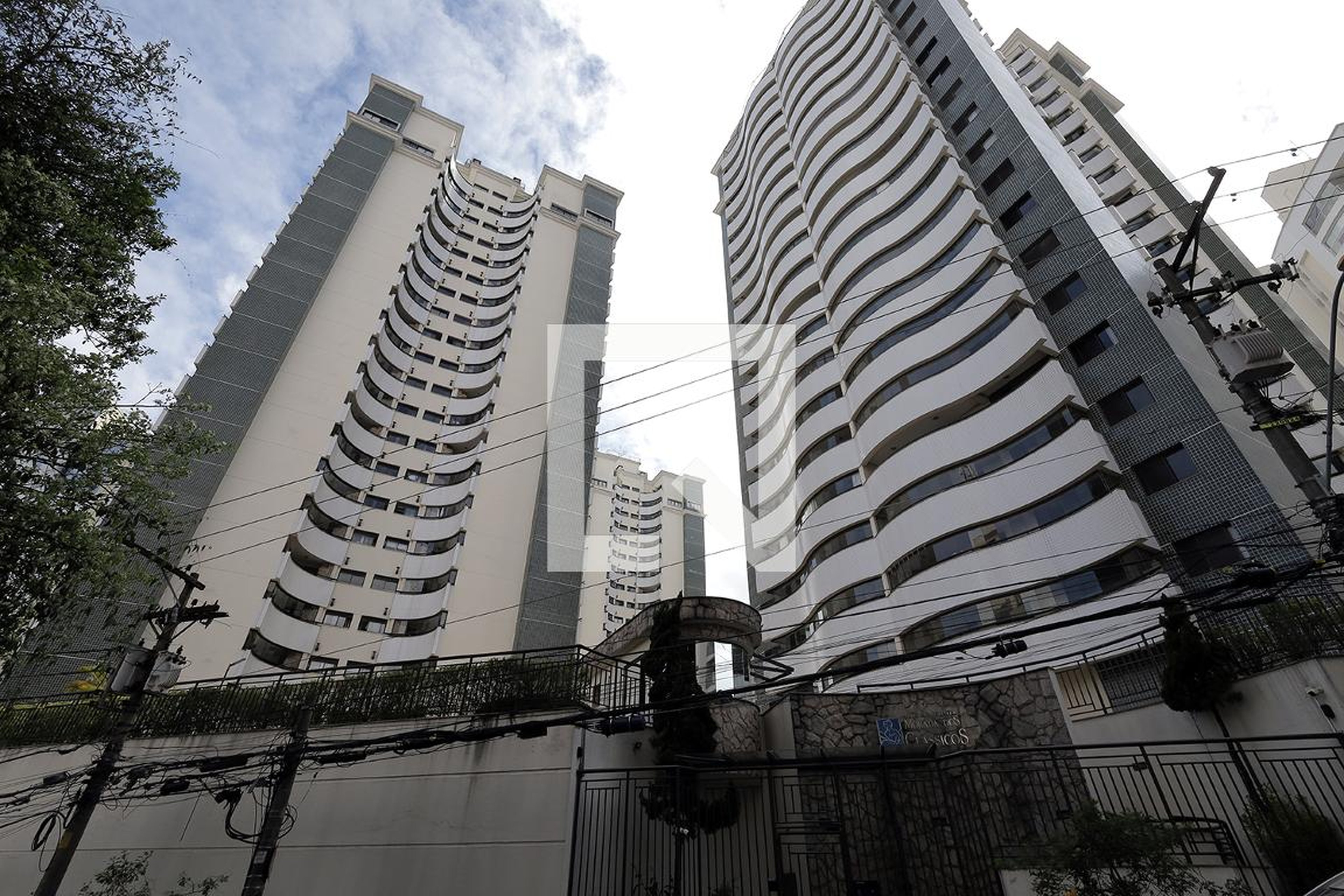 Fachada Condomínio Morada dos Clássicos