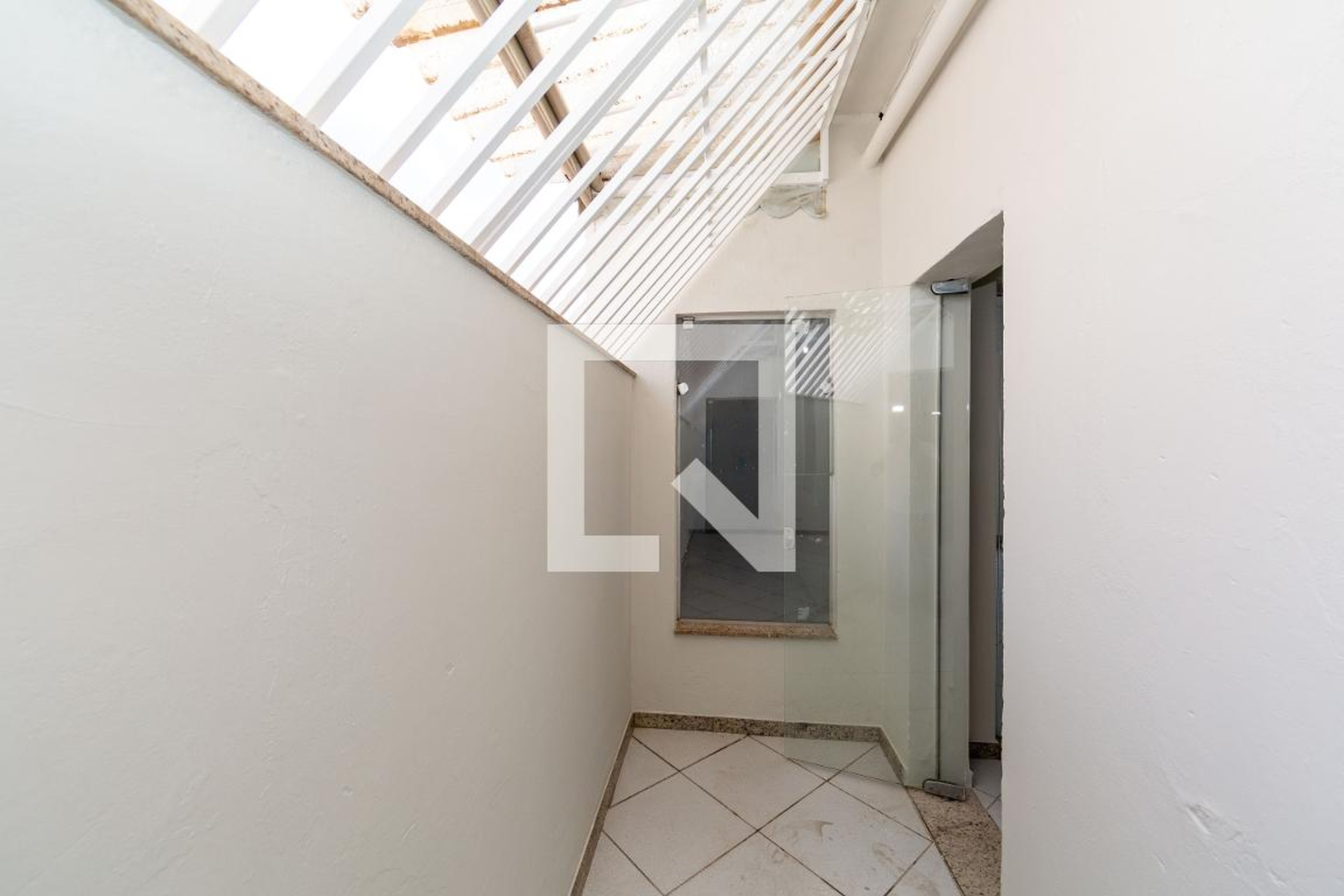 Área Externa Condomínio em Avenida Francisco Sá, 272