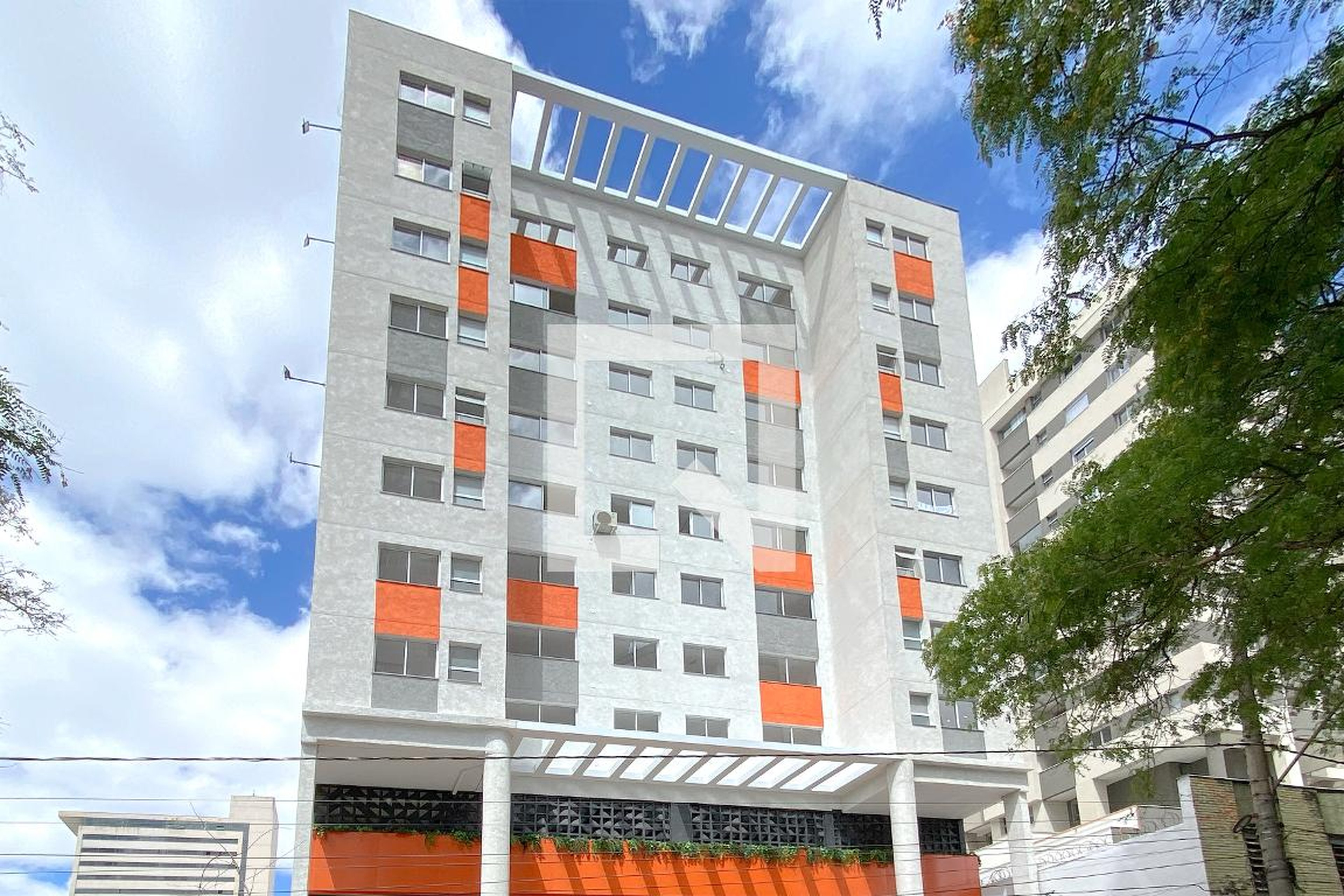 Fachada Condomínio em Rua dos Tupis, 607