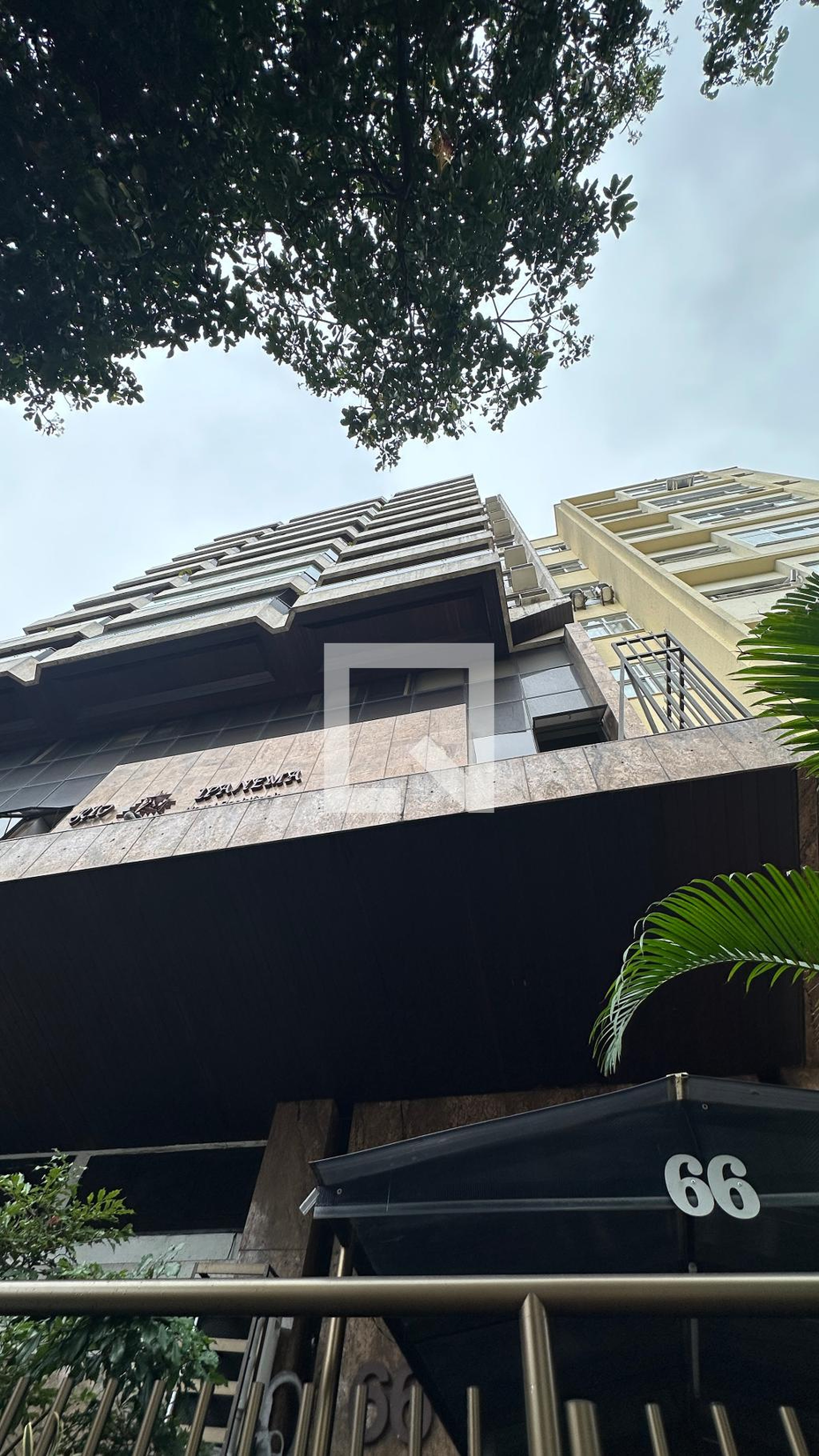 Fachada Condomínio em Rua Visconde de Pirajá, 66