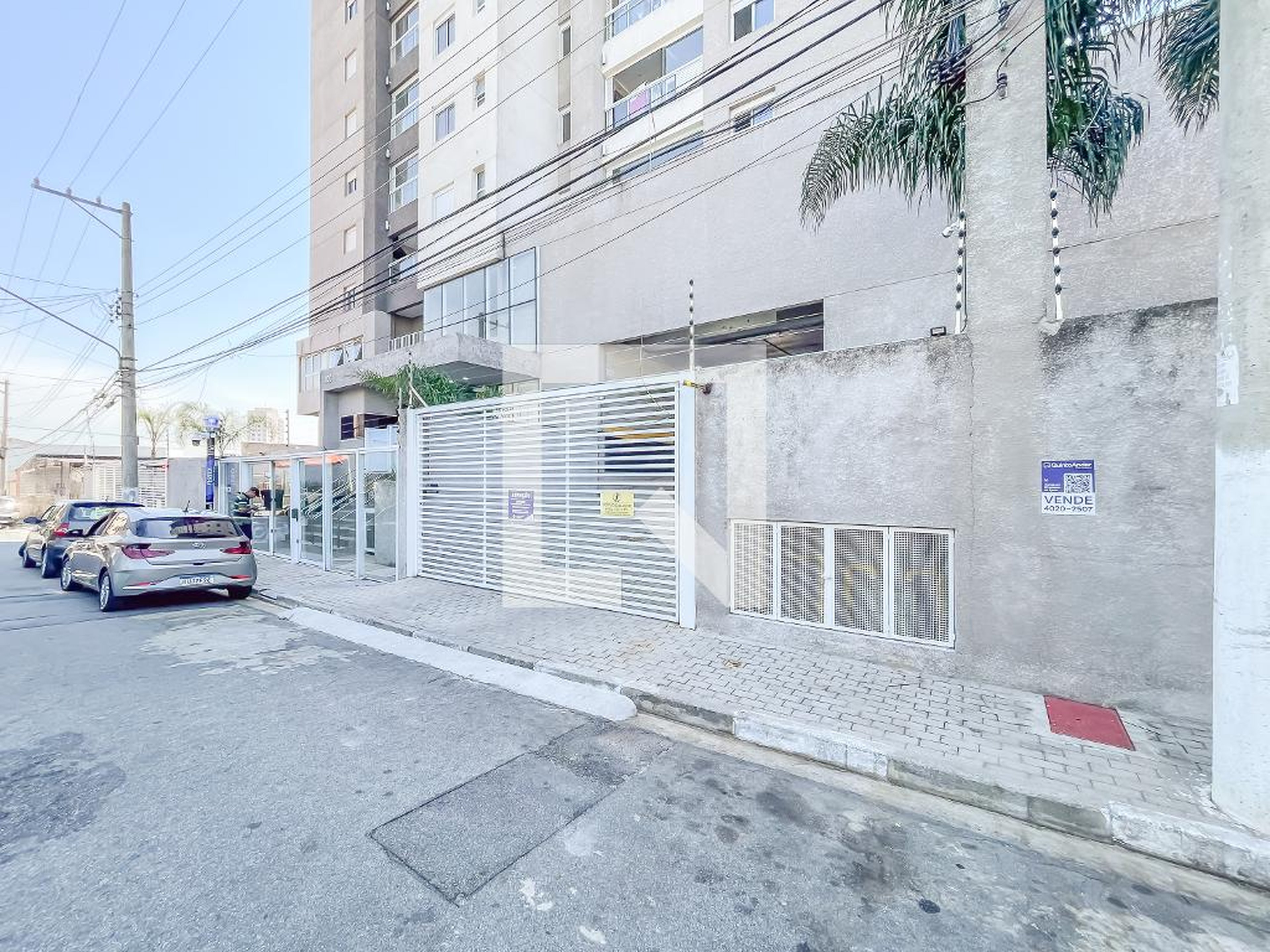 Fachada Condomínio em Rua Argélia, 301