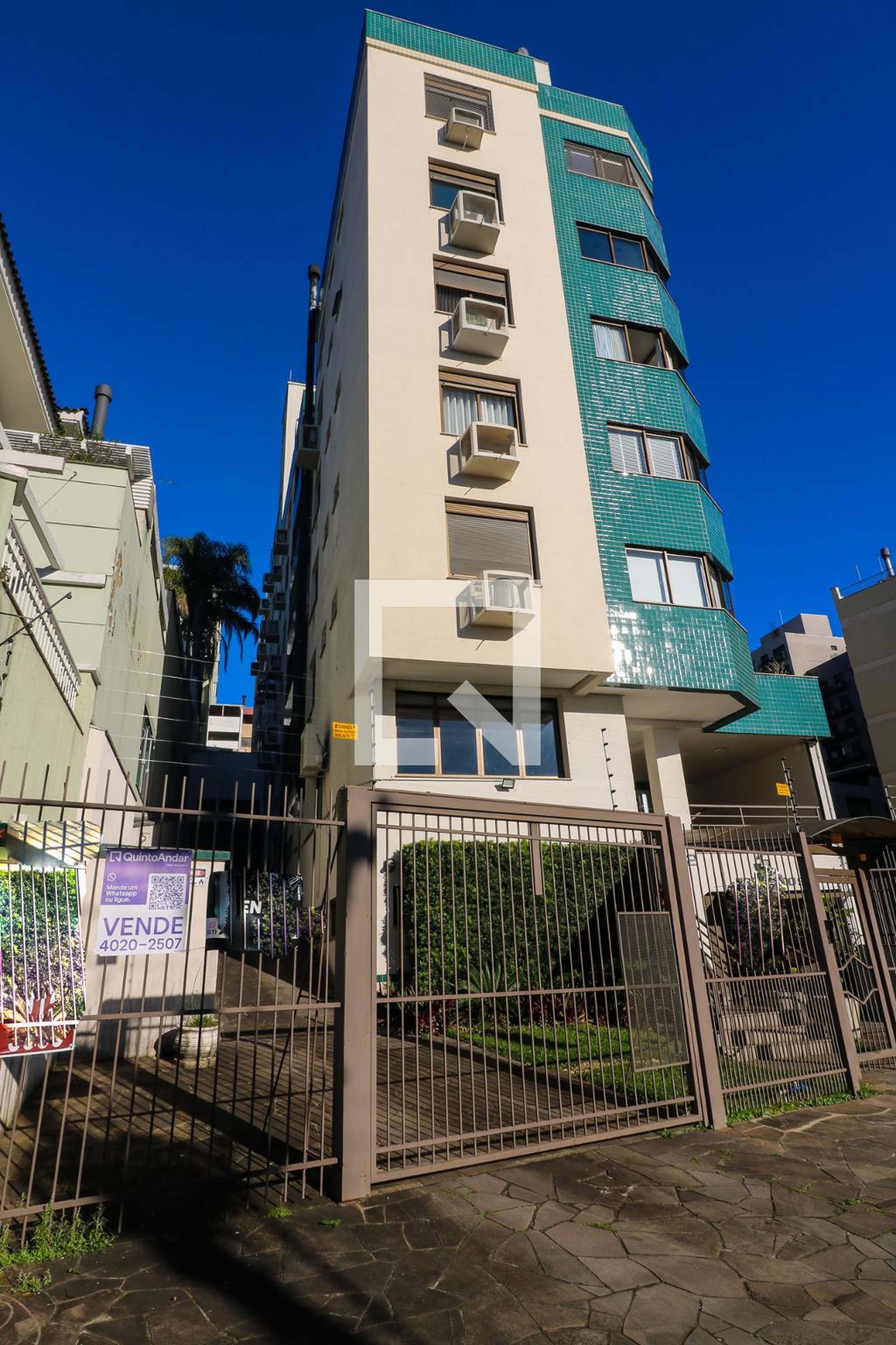 Fachada Condomínio Por do Sol