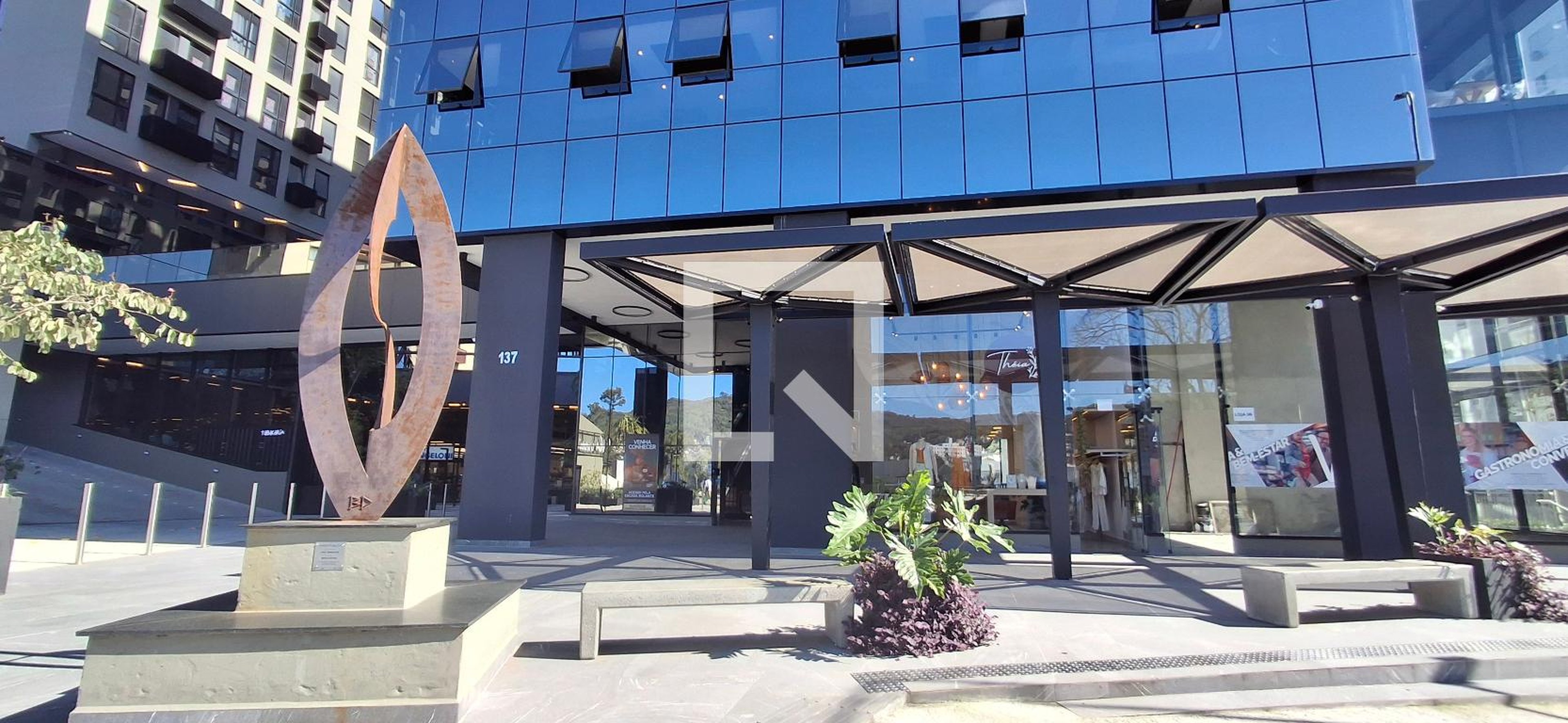 Fachada Condomínio Viva Trindade