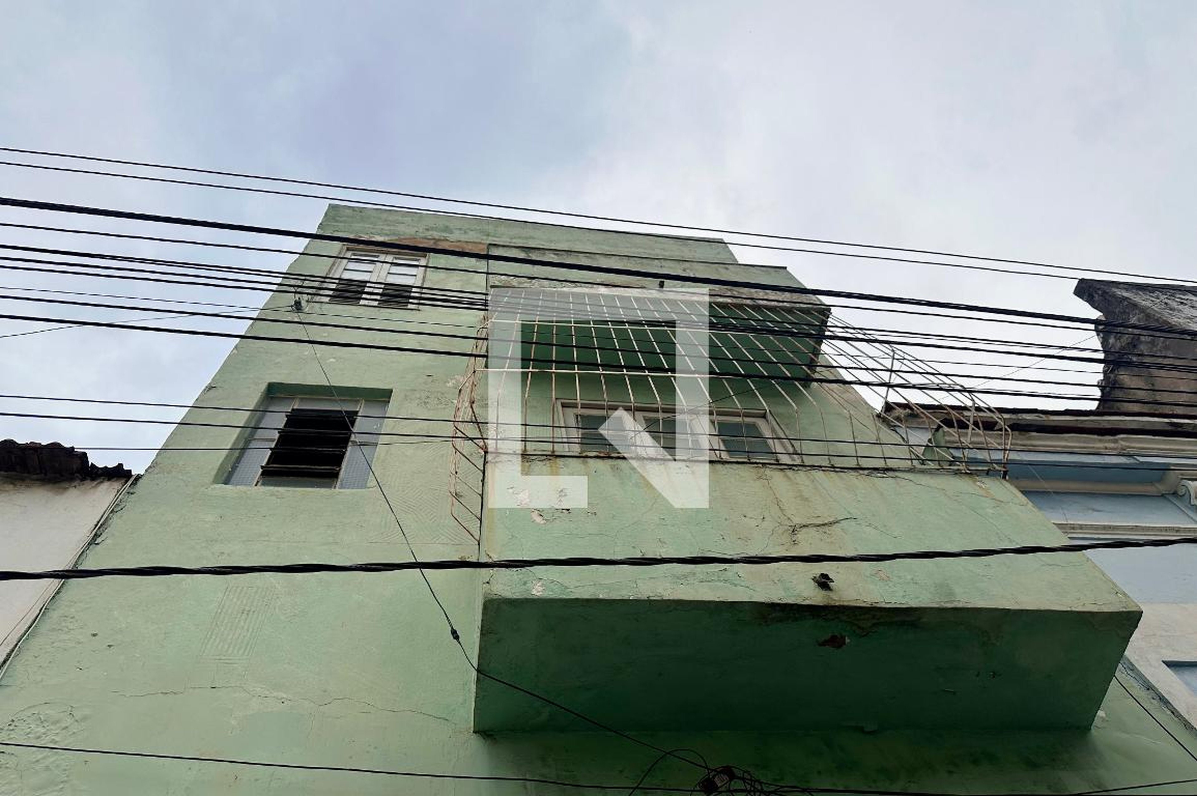 Fachada Condomínio em Rua General Caldwell, 240