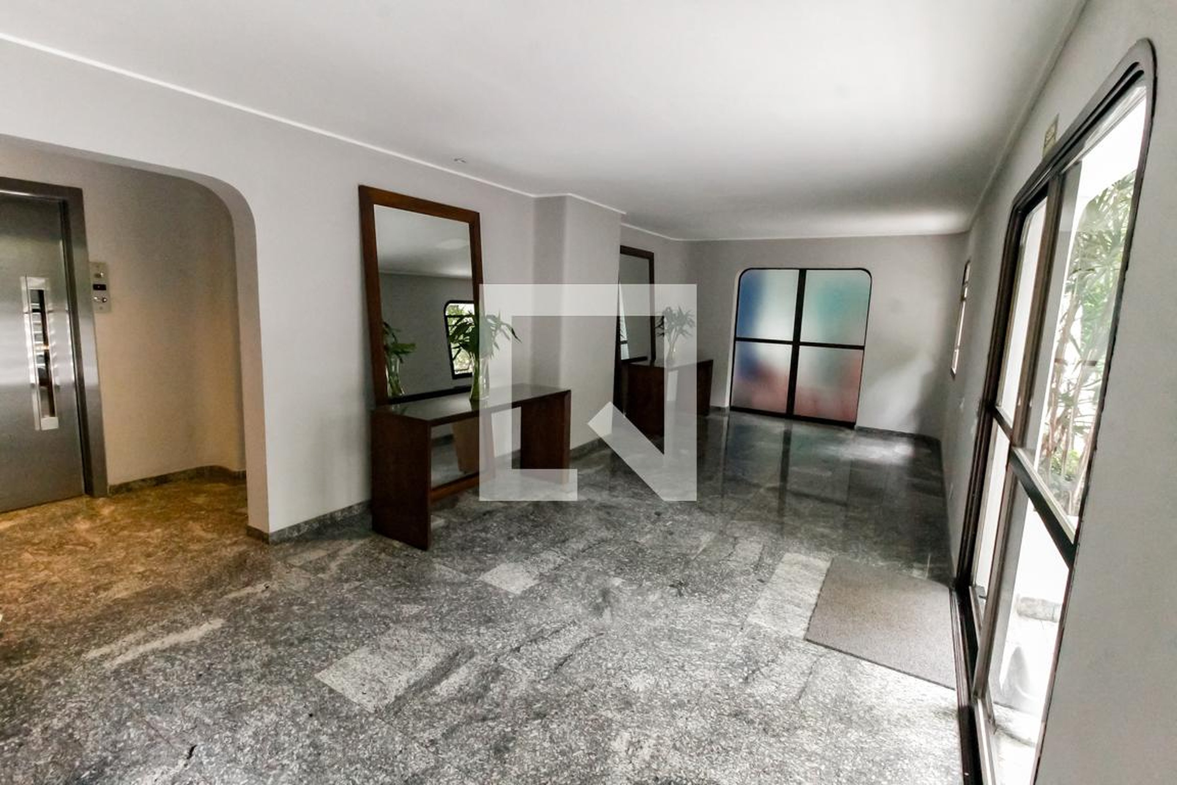 Hall de entrada - Vila Piazzale e Roma