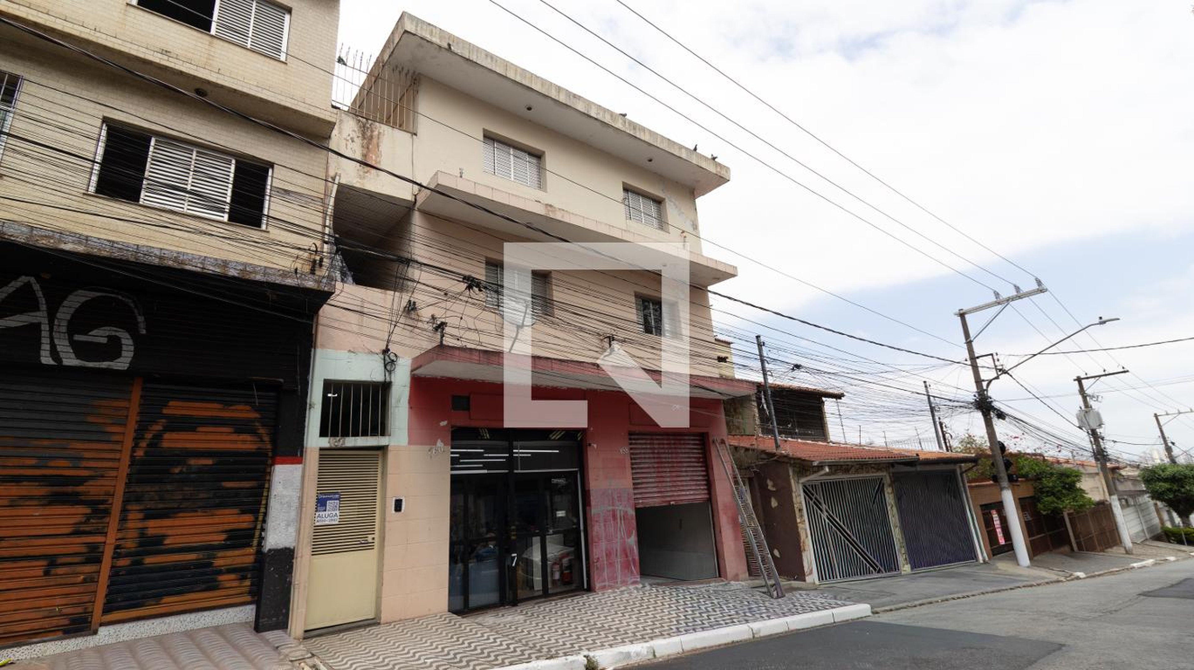 Fachada Condomínio em Rua João Cândido de Lima, 162