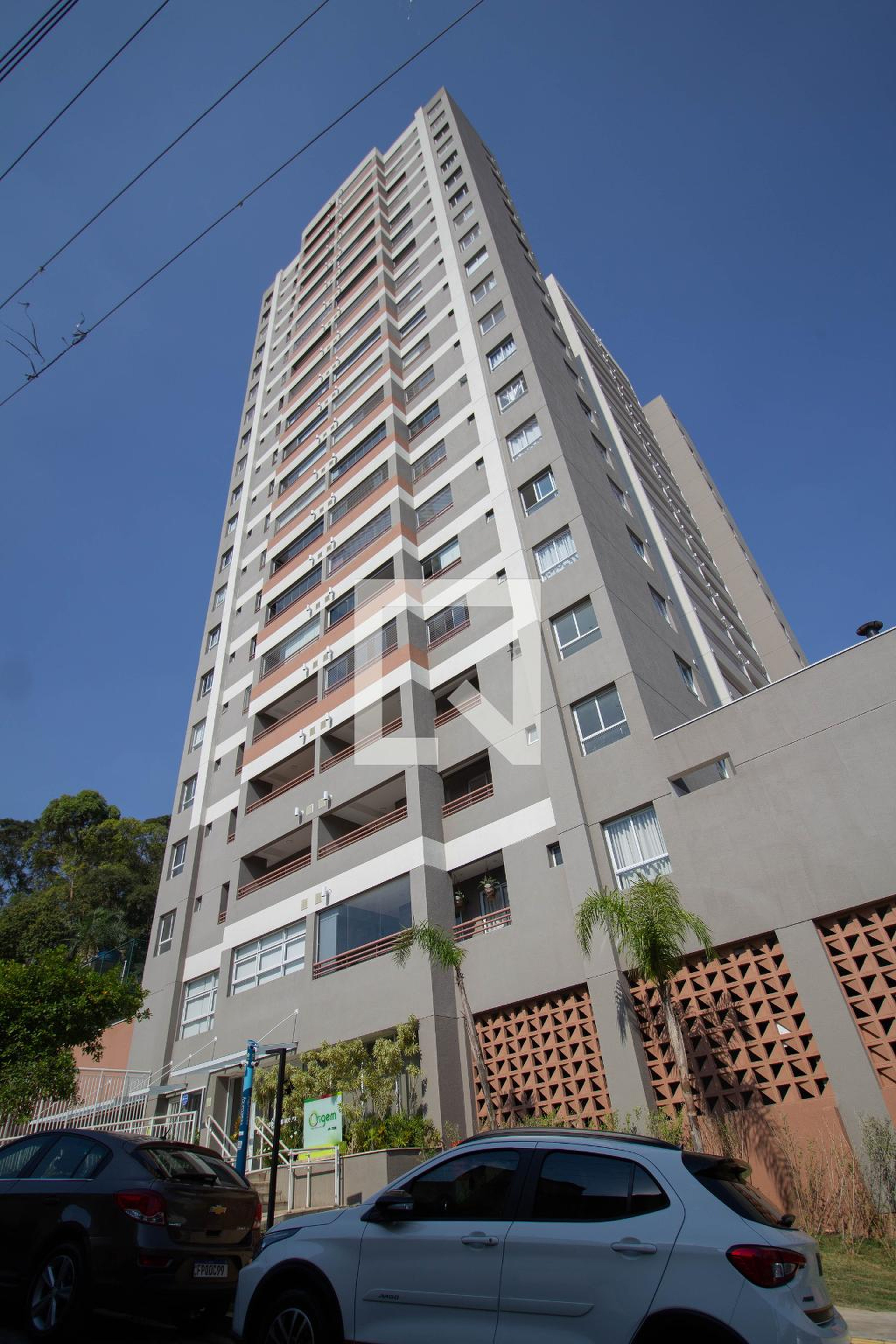 Fachada Condomínio em Rua José Elói Otoní, 43