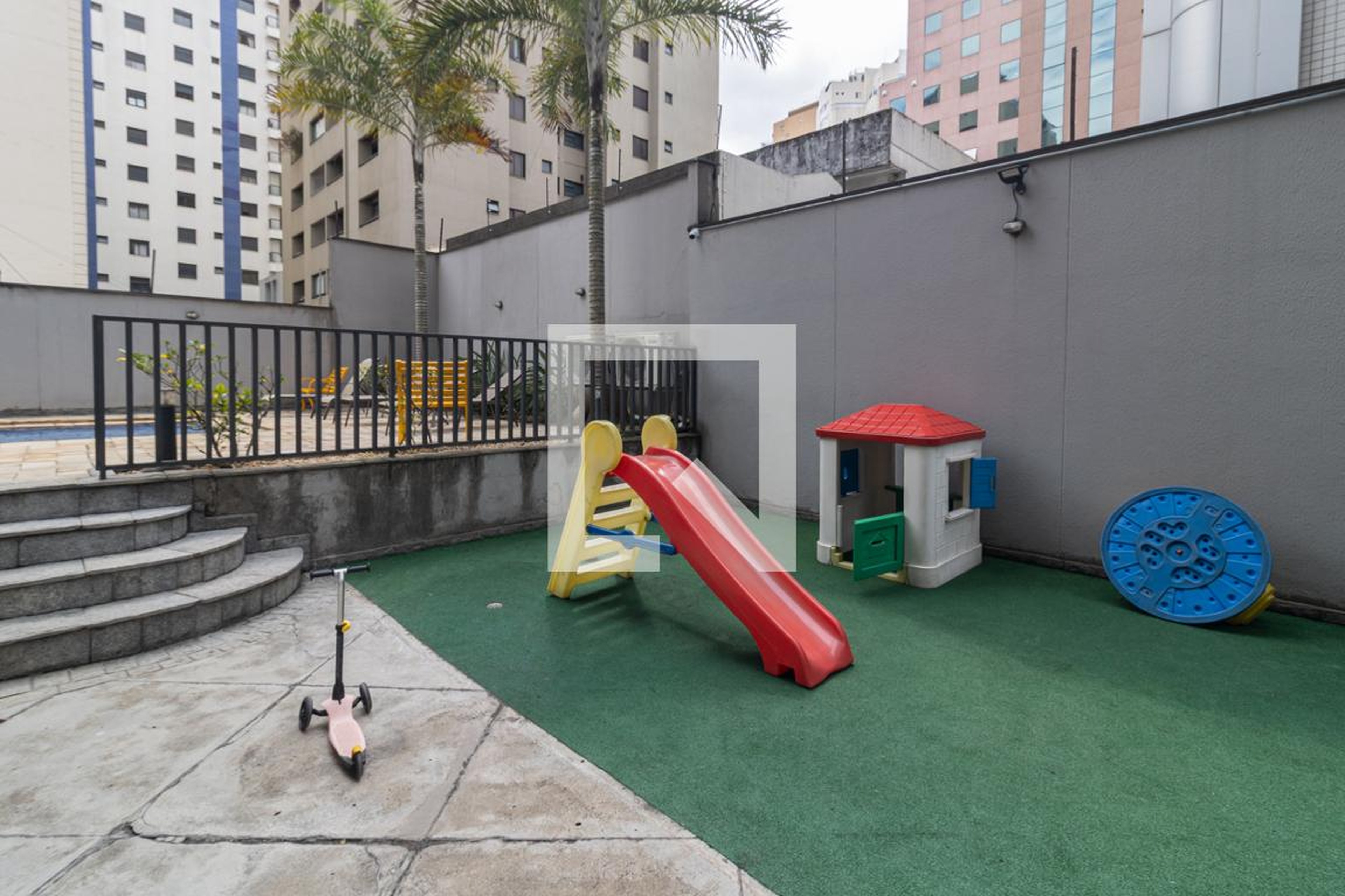 Playground - Construções Edifício Origami