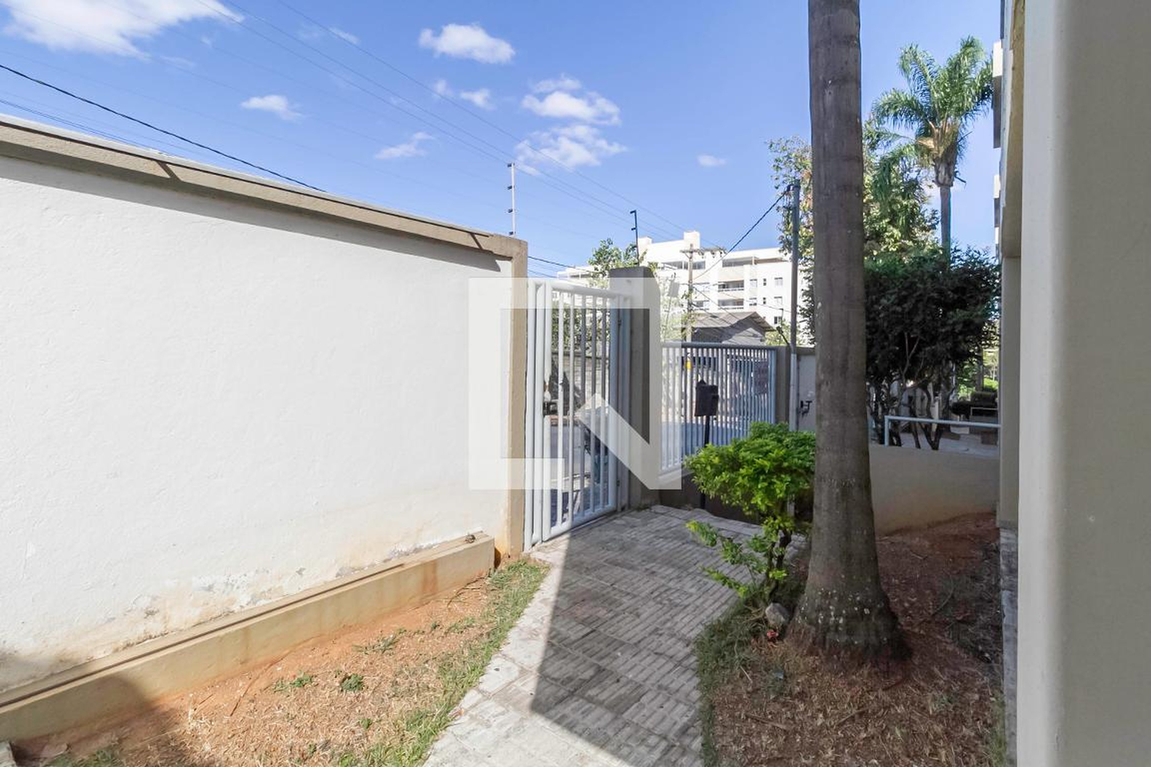 Entrada - Edifício das Bromélias