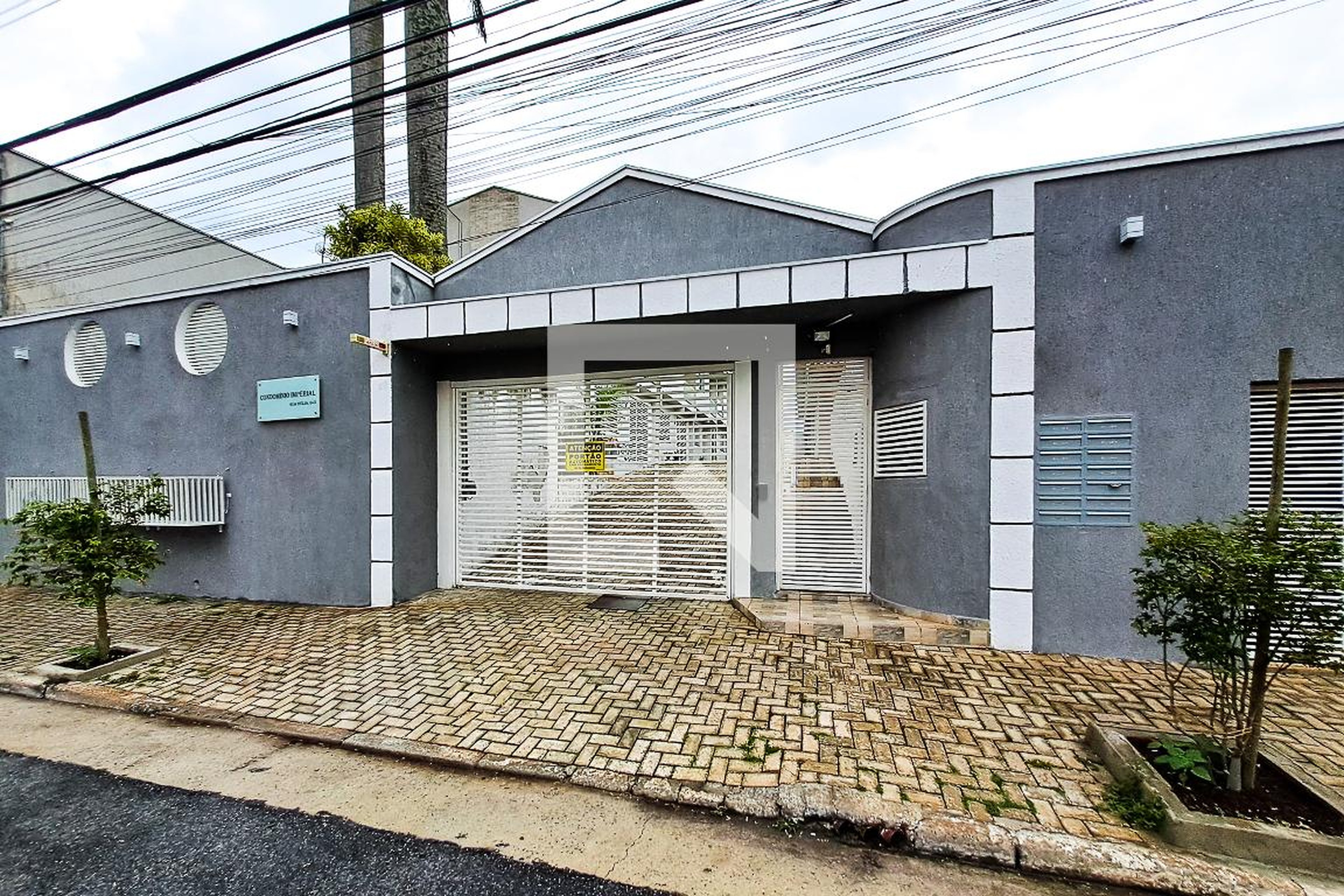 Fachada Condomínio em Rua Otília, 643