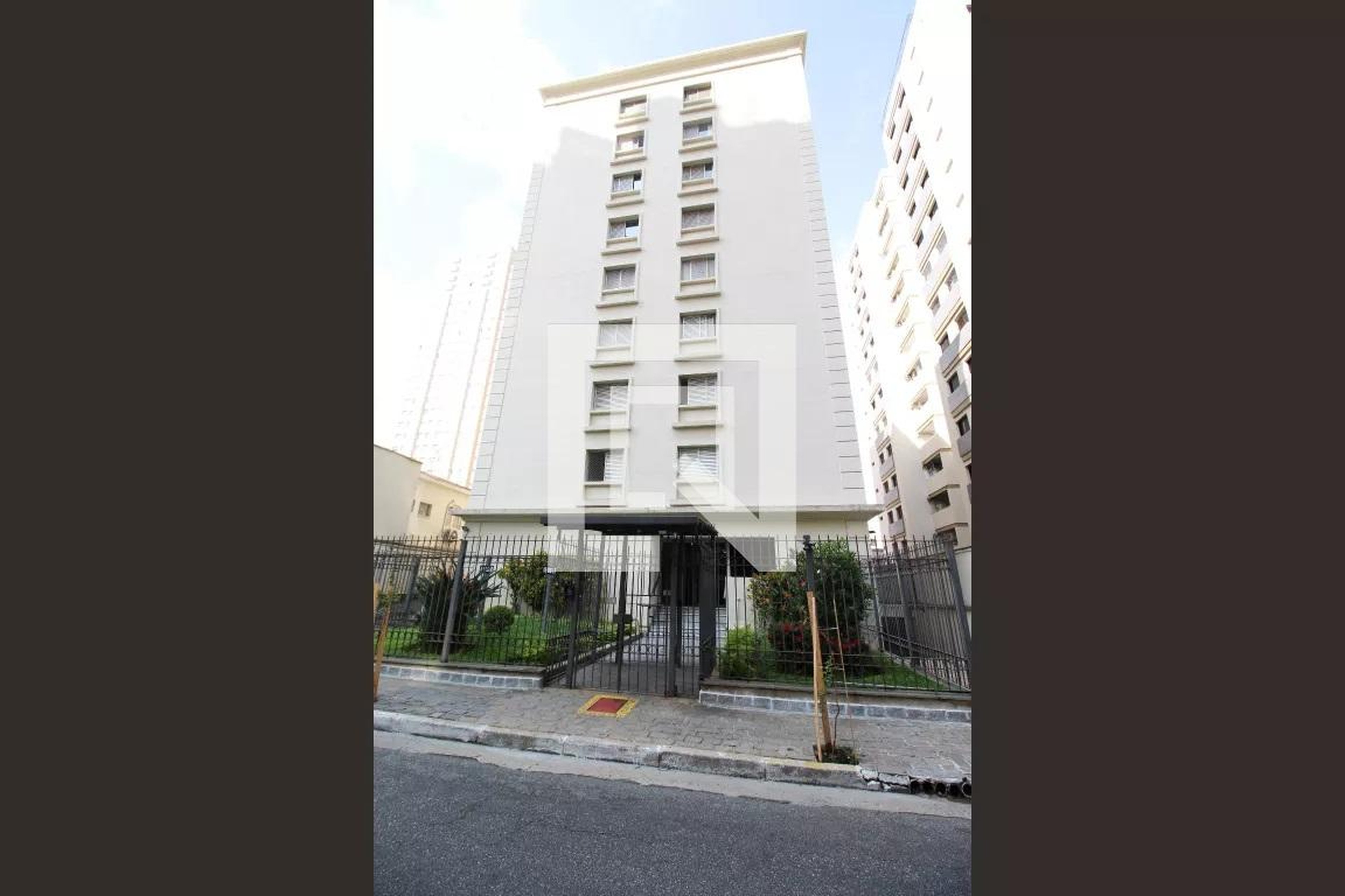 Fachada Condomínio Visconde da luz