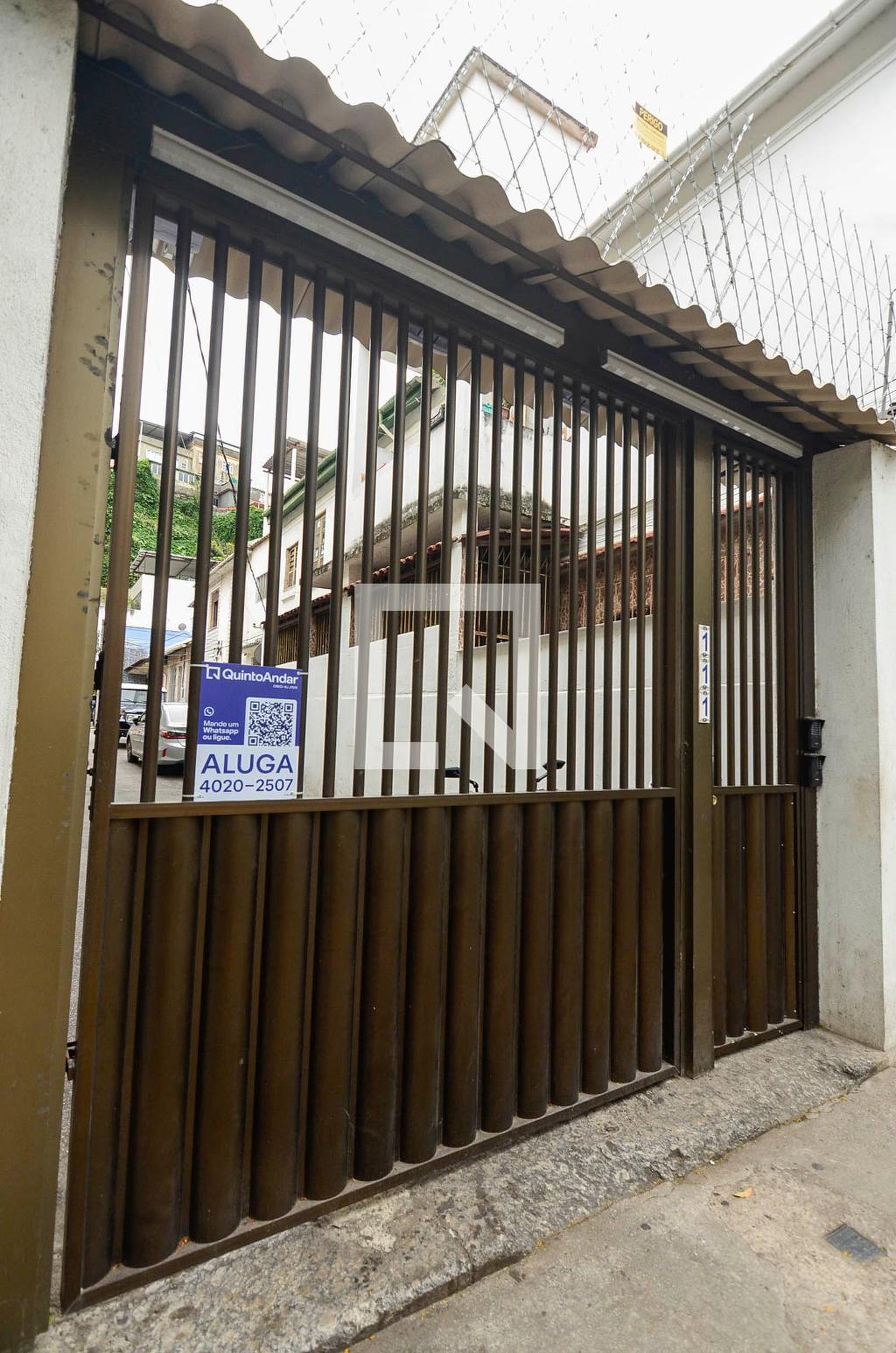 Fachada Condomínio em Rua Campos da Paz, 111