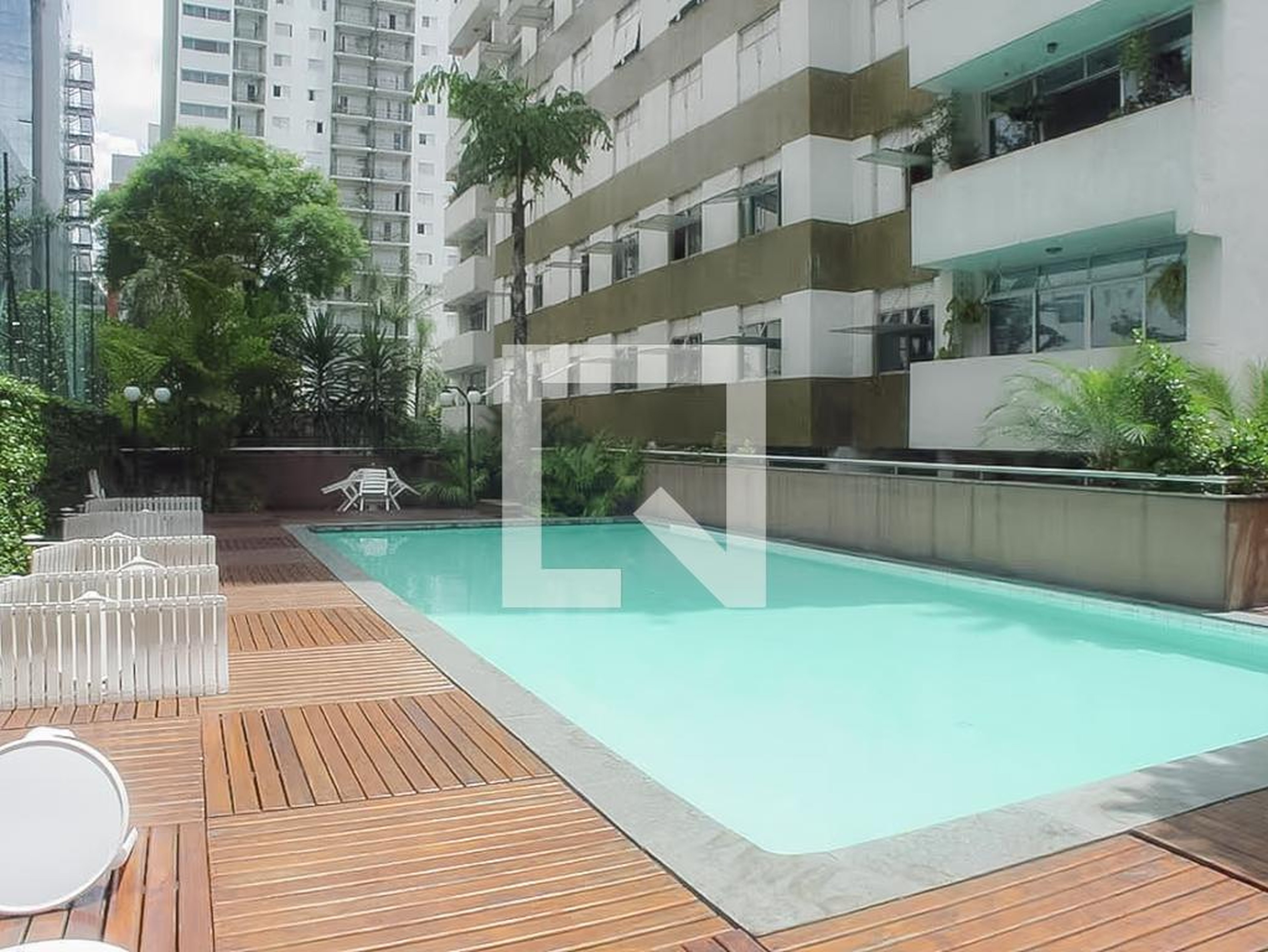 Piscina - Edifício Michelle