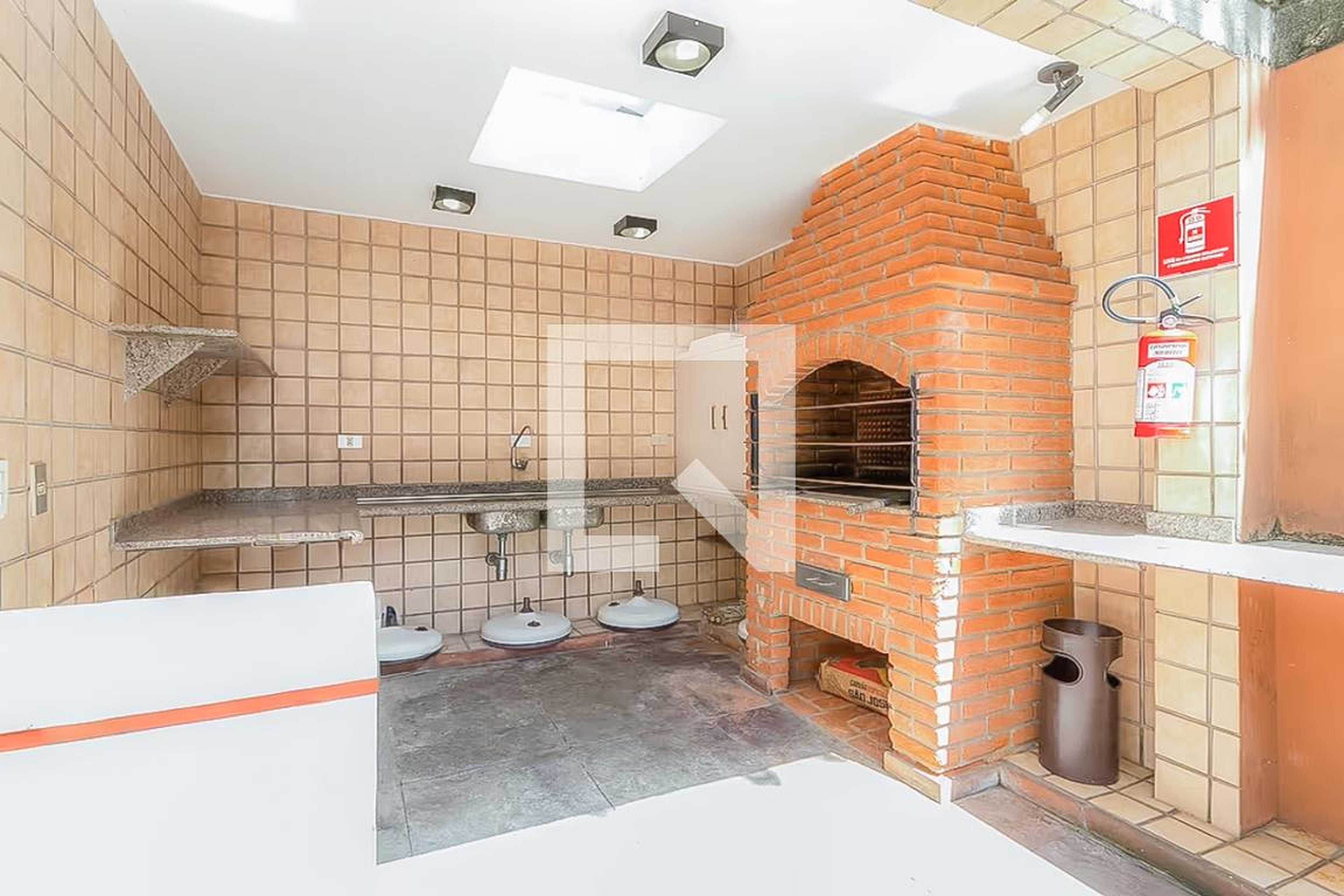 Churrasqueira - Edifício Michelle