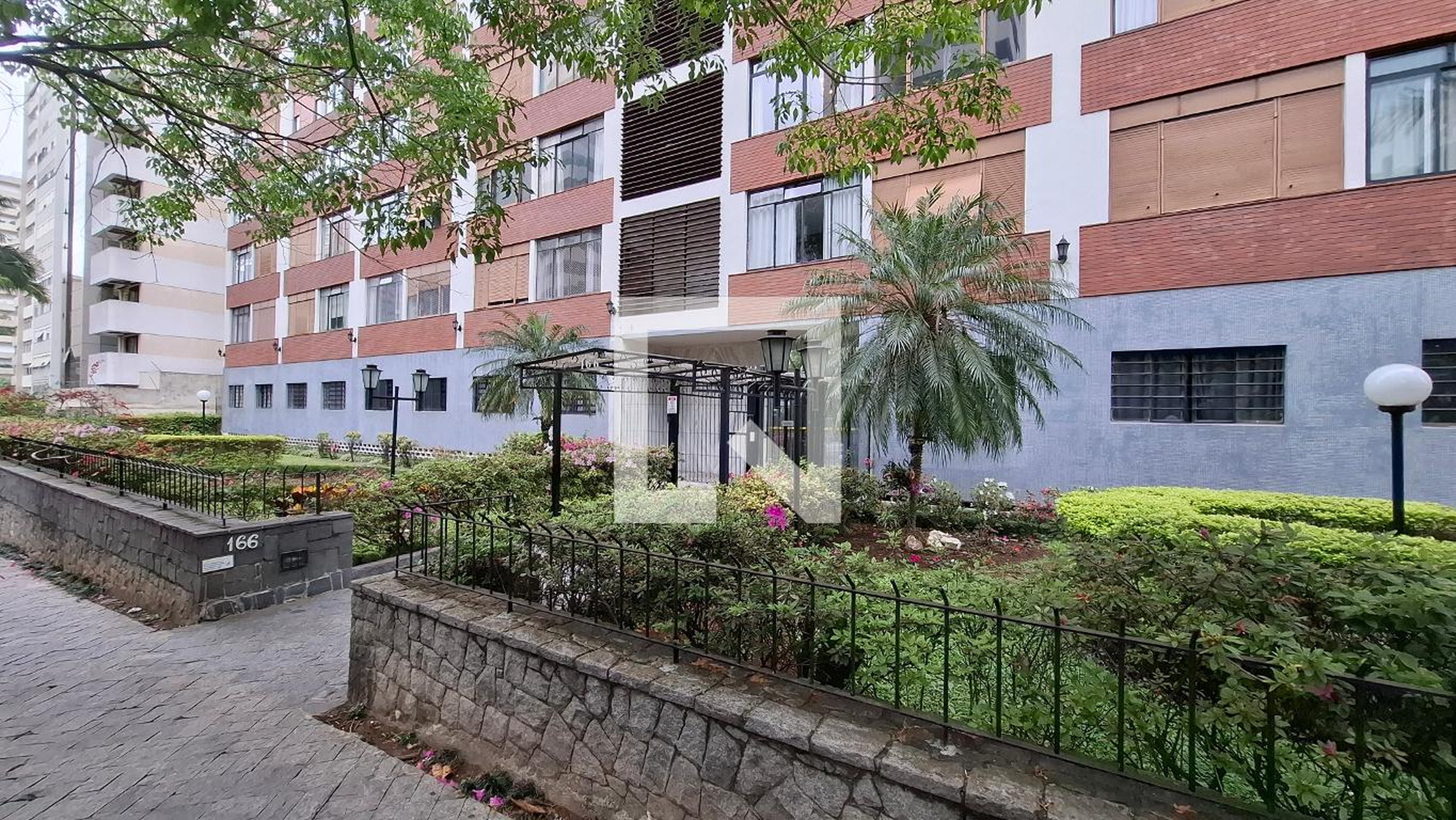 Fachada do Prédio Condomínio Bamby