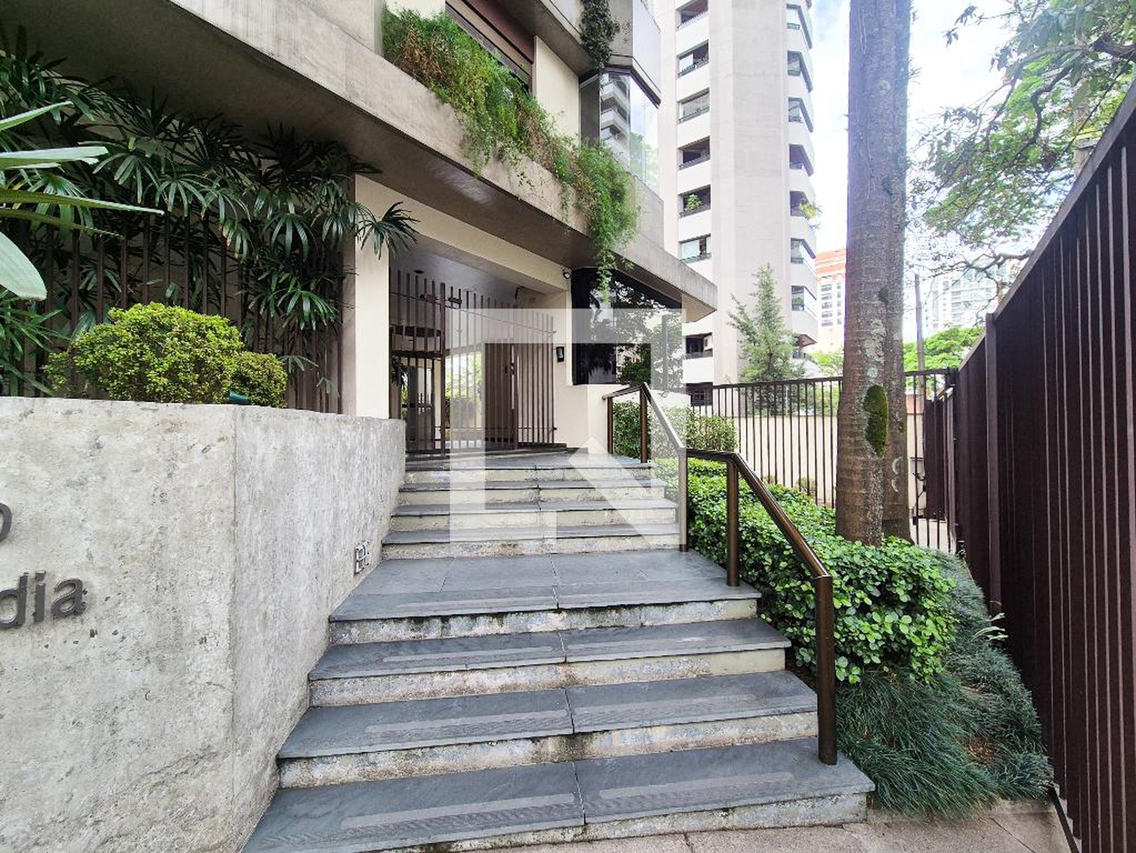 Entrada - Ana Cláudia