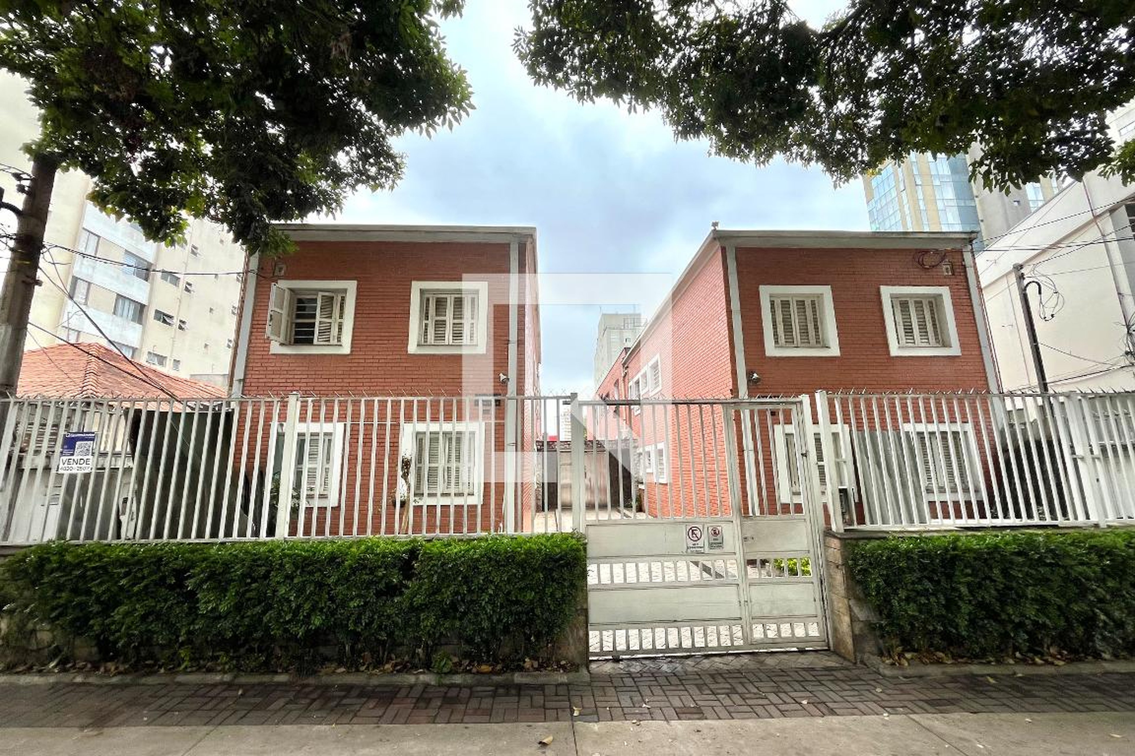 Fachada Condomínio em Rua Borges Lagoa, 686