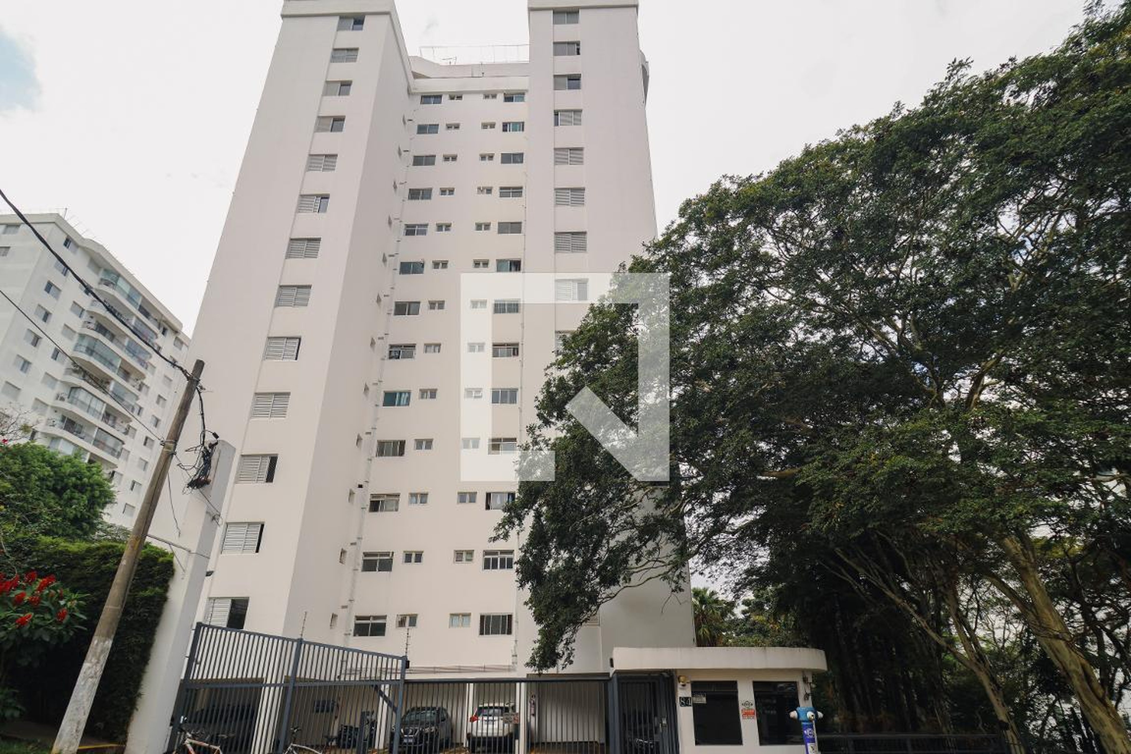 Fachada Condomínio Ingres